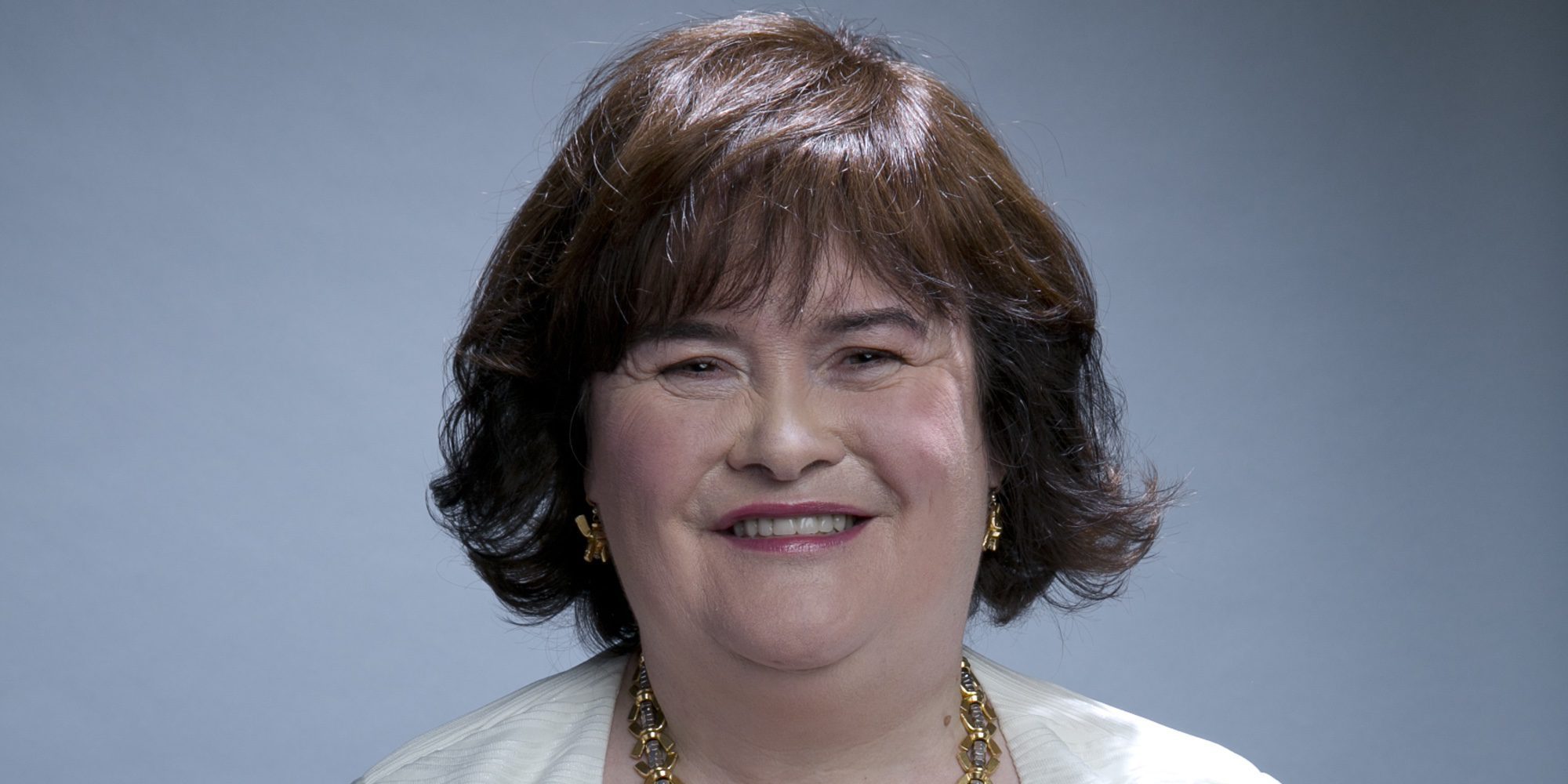 Susan Boyle, atacada por 15 jóvenes que le insultaron y le intentaron tirar una botella de vidrio