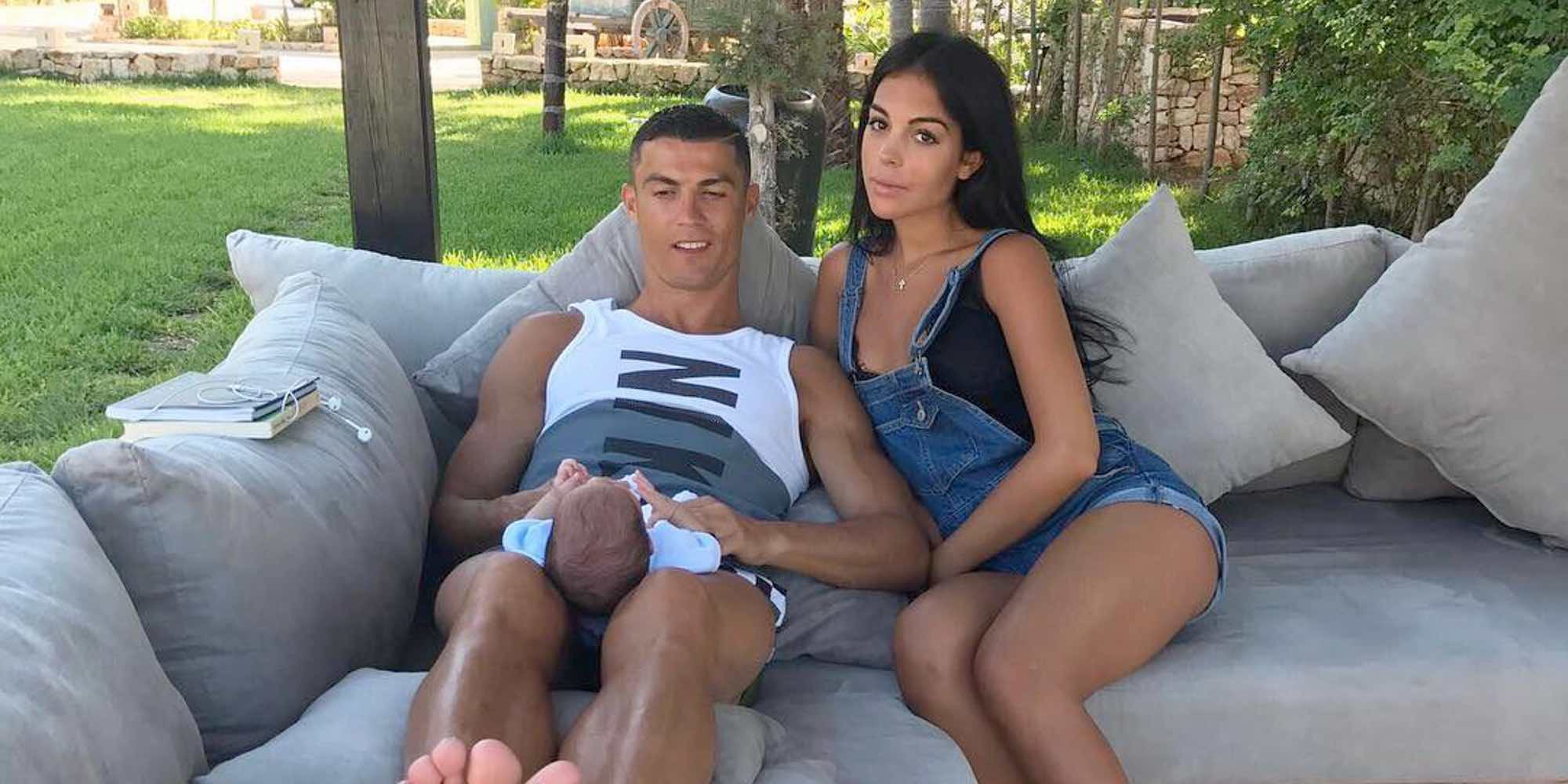 Georgina Rodríguez posa por primera vez junto a Cristiano Ronaldo y su hijo Mateo