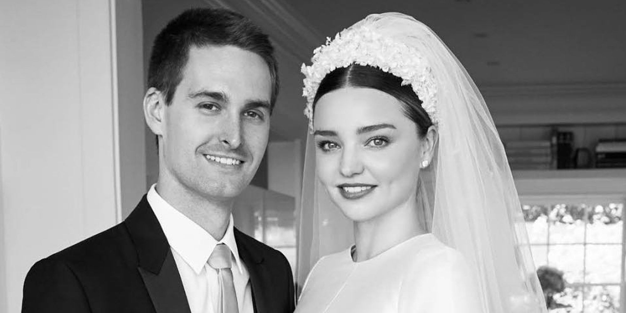 Miranda Kerr y Evan Spiegel enseñan los momentos más románticos de su boda