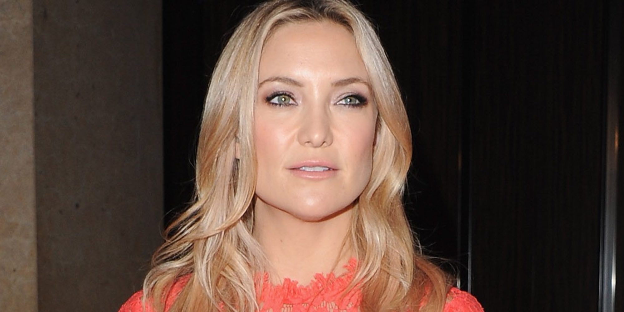 Kate Hudson se rapa la cabeza por exigencias del guion