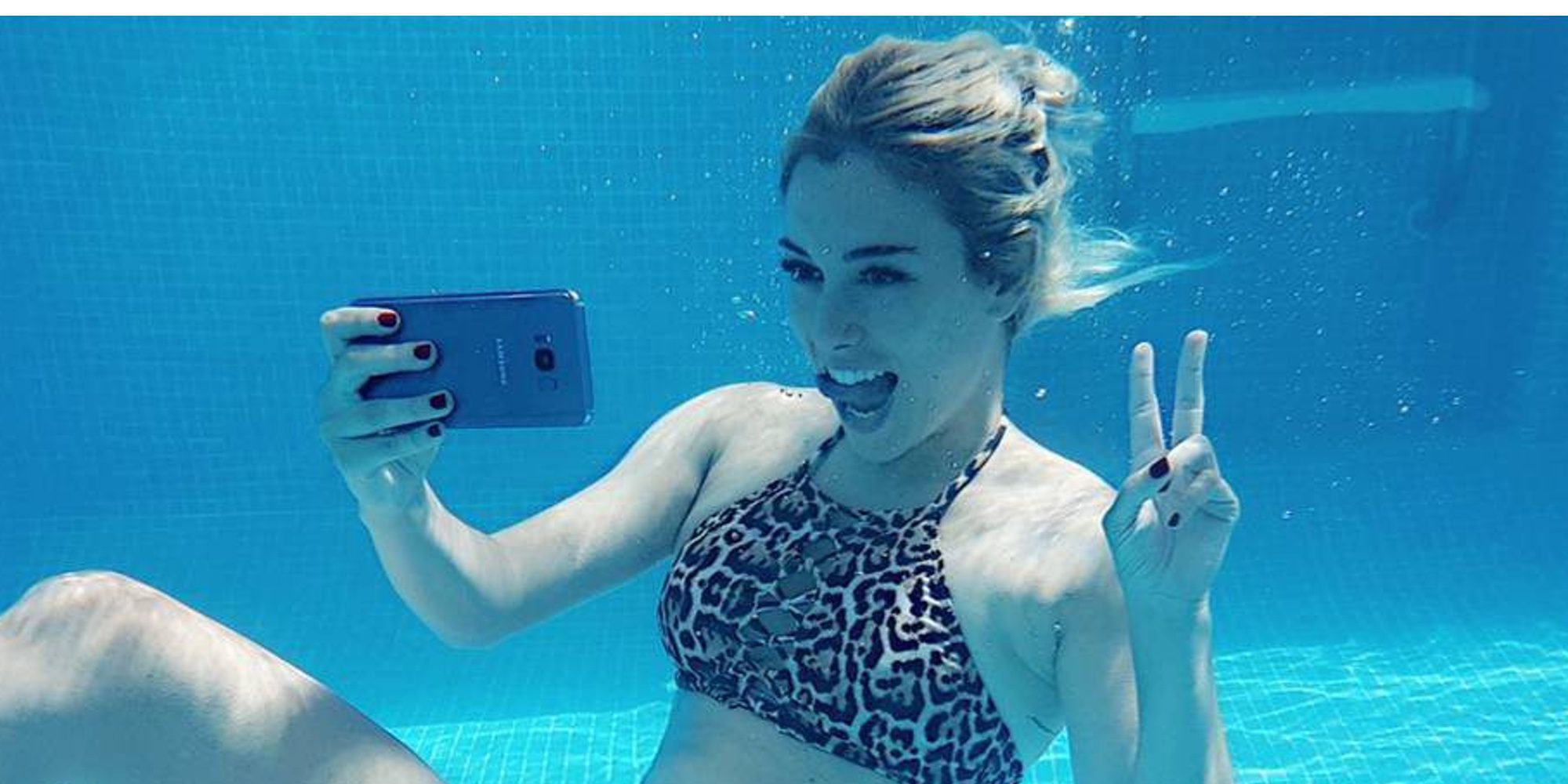 El descuido de Blanca Suarez con su pecho en Tailandia