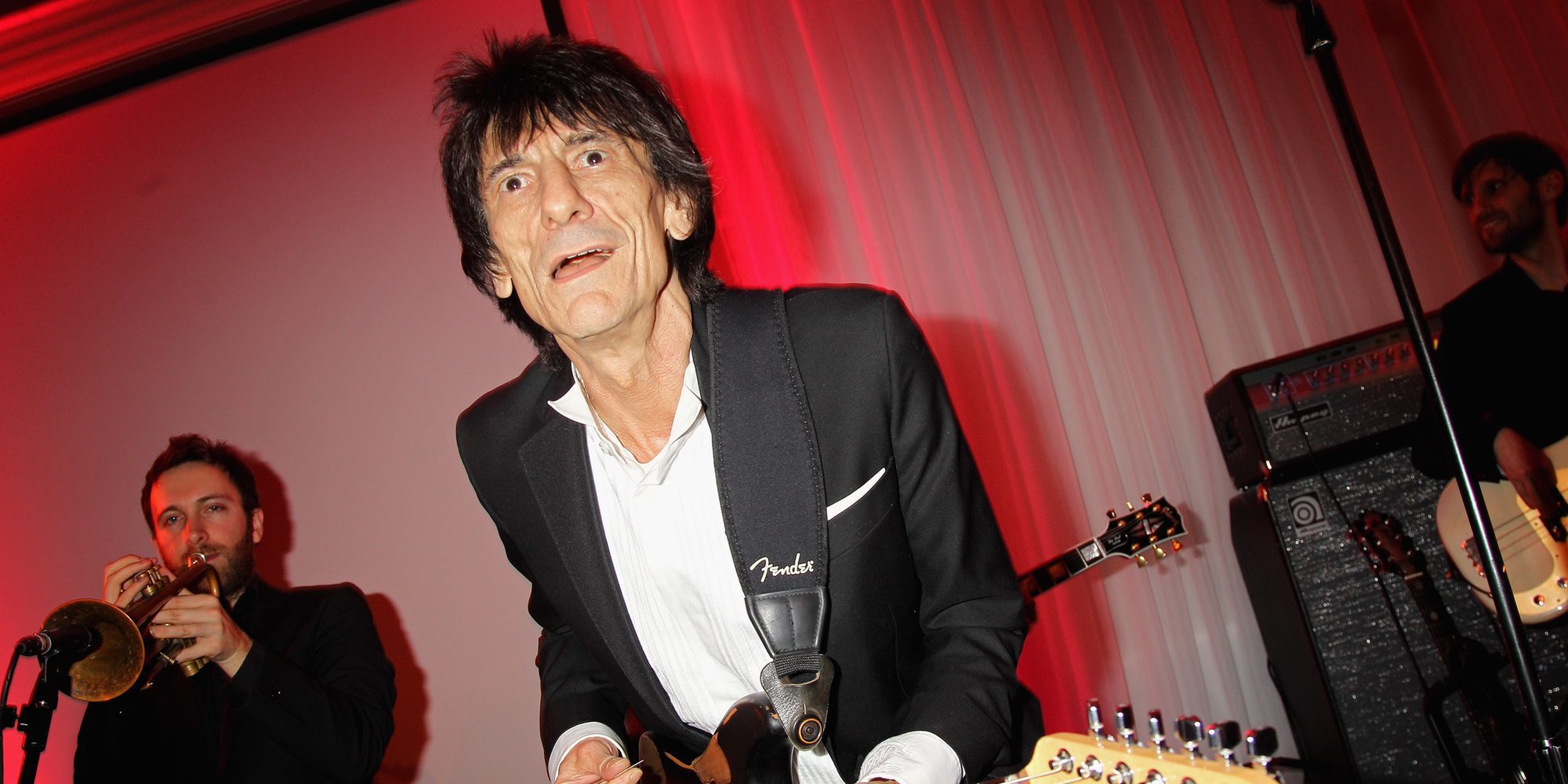 El Rolling Stone Ronnie Wood tiene cáncer de pulmón