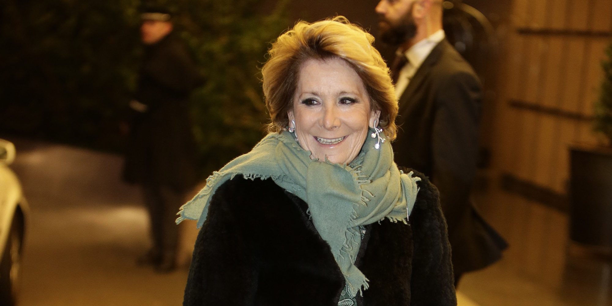 Esperanza Aguirre se olvida de la política y disfruta como una jubilada más