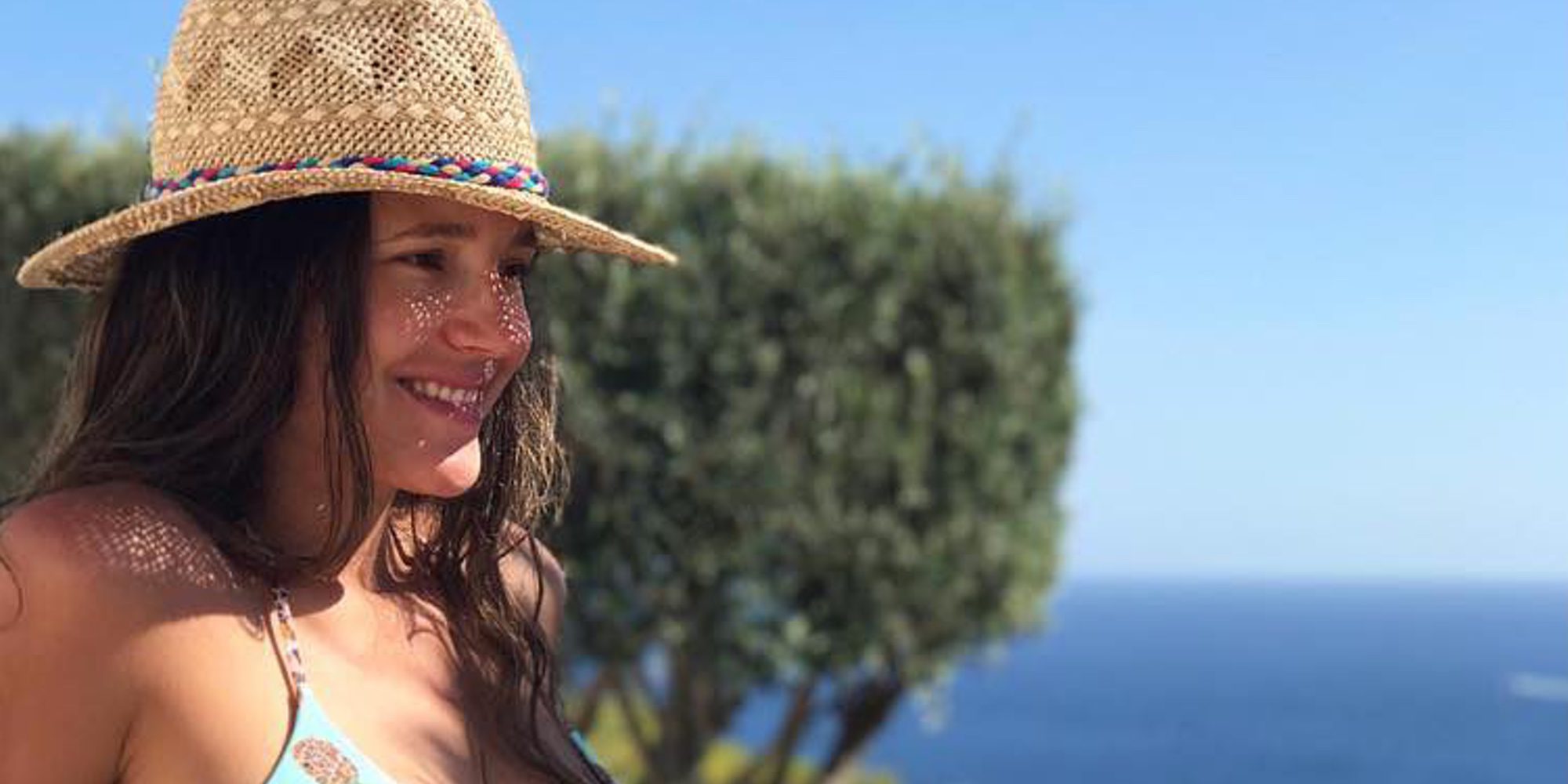 Malena Costa luce vientre plano solo mes y medio después de dar a luz a su hijo Mario Suárez