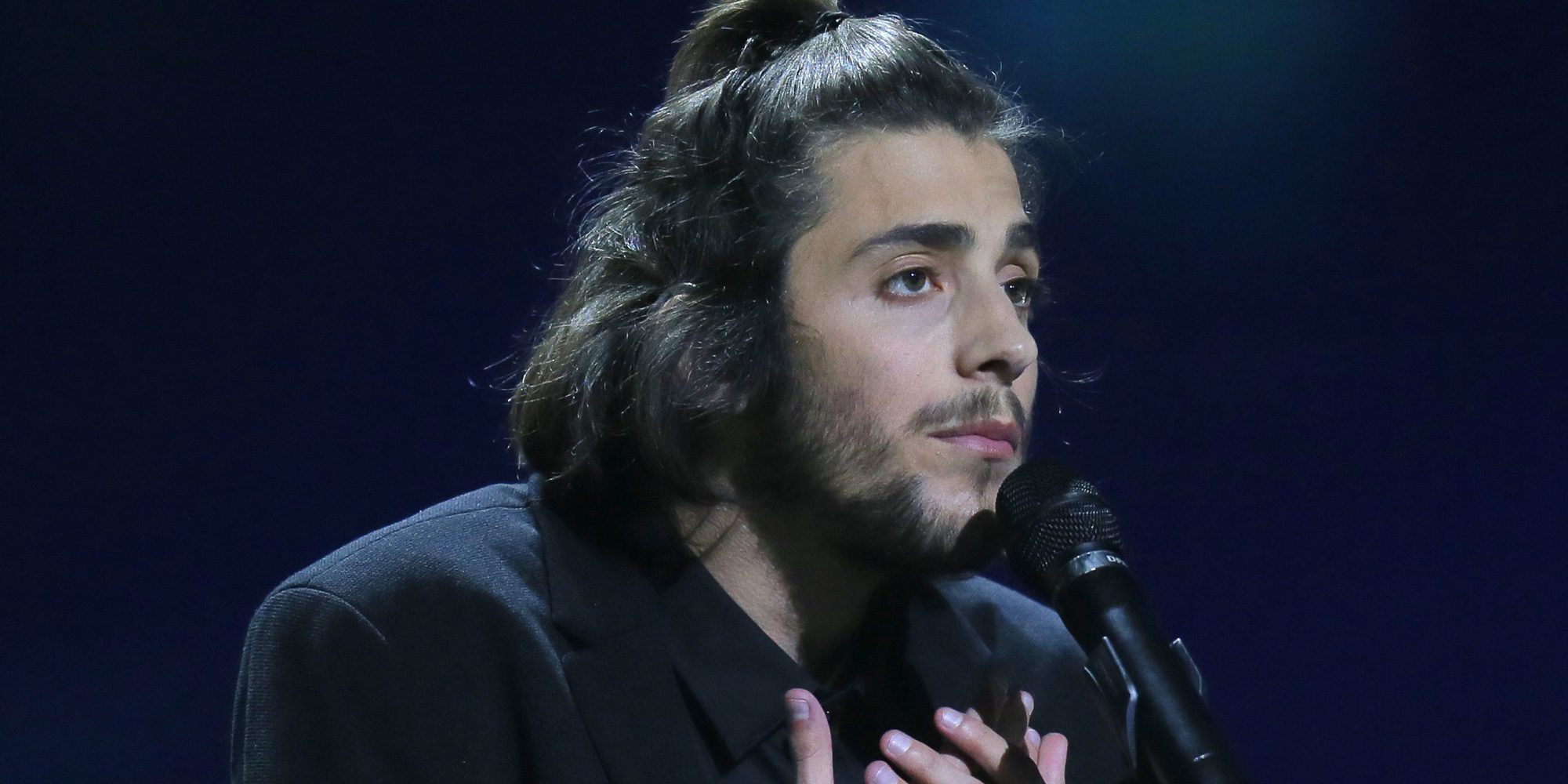 Salvador Sobral suspende sus conciertos por problemas de salud