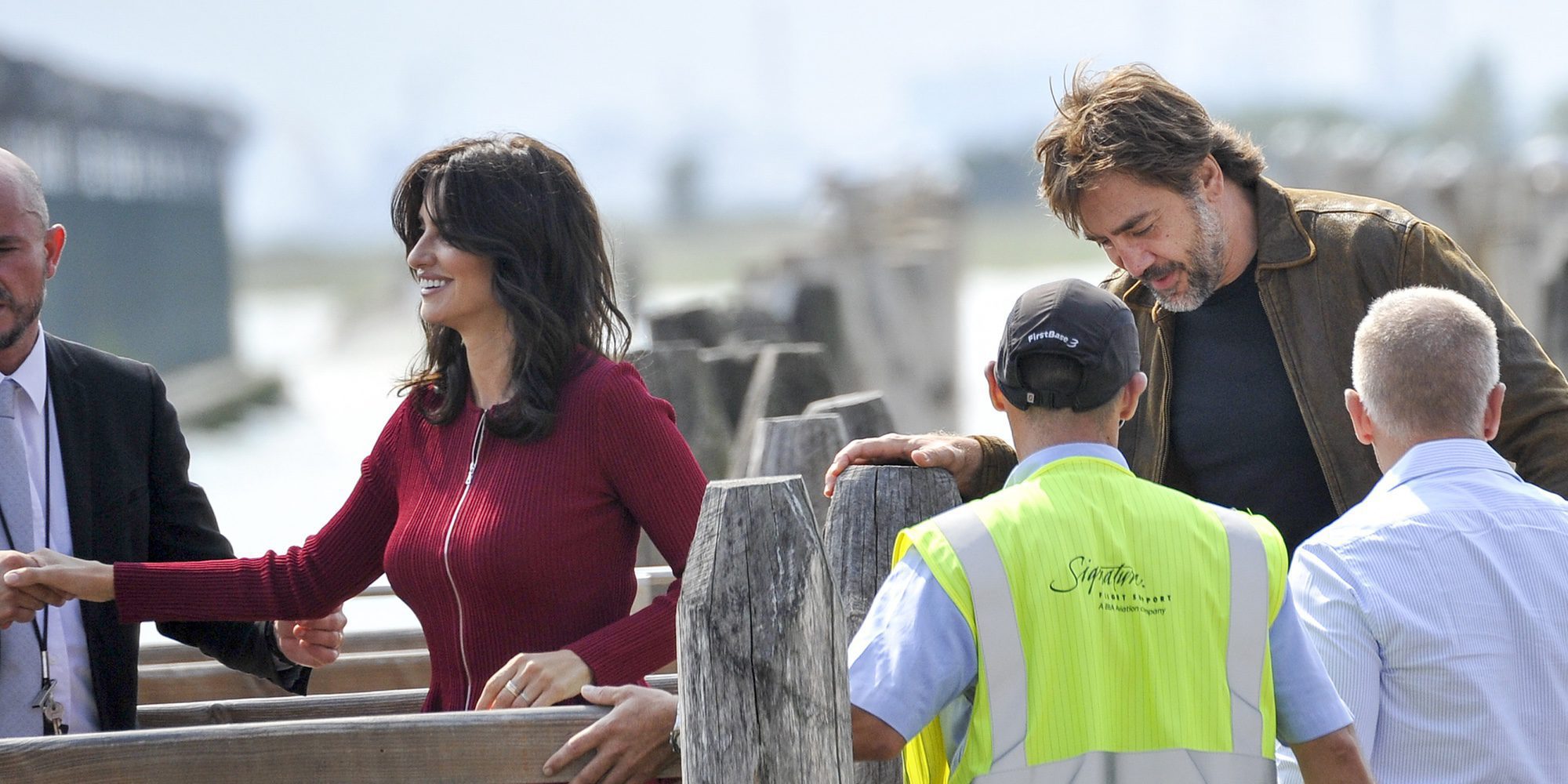 Penélope Cruz y Javier Bardem se despiden de la Mostra de Venecia navegando por sus canales