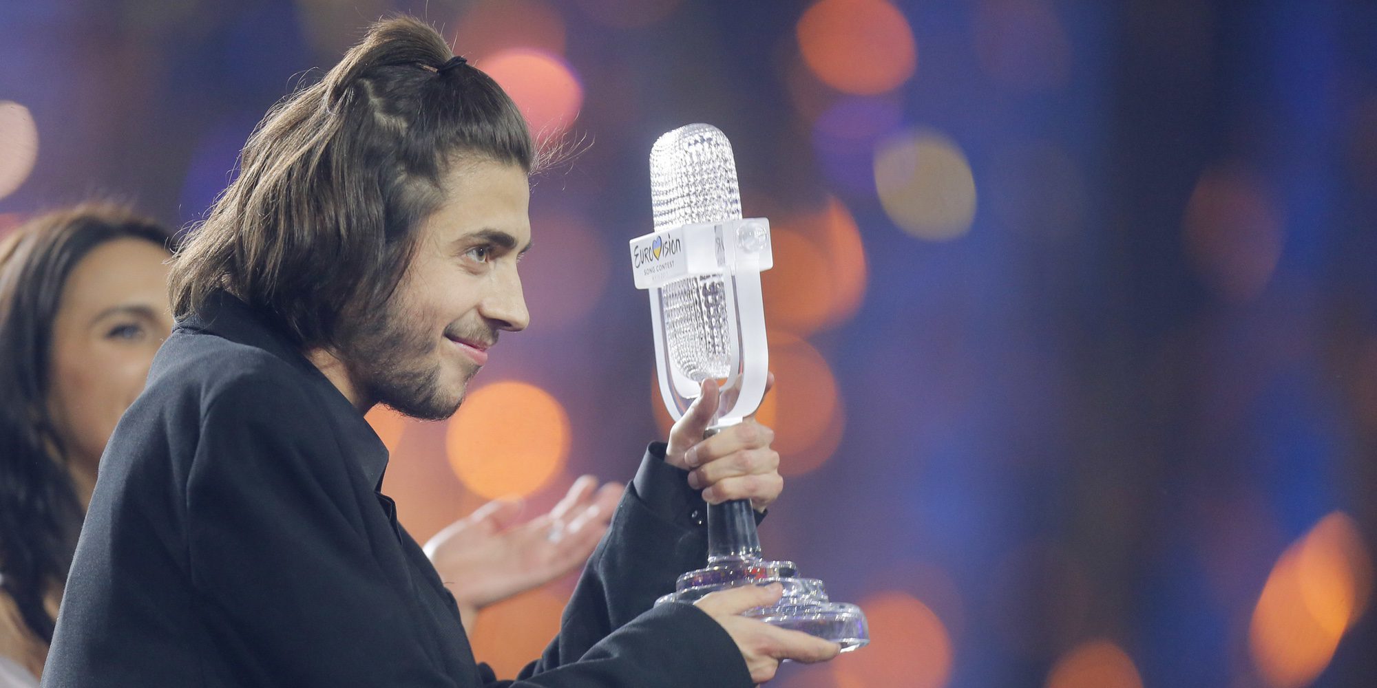 Manel Navarro manda todo su apoyo a Salvador Sobral: "Cuando el corazón esté cansado, utiliza el mío"