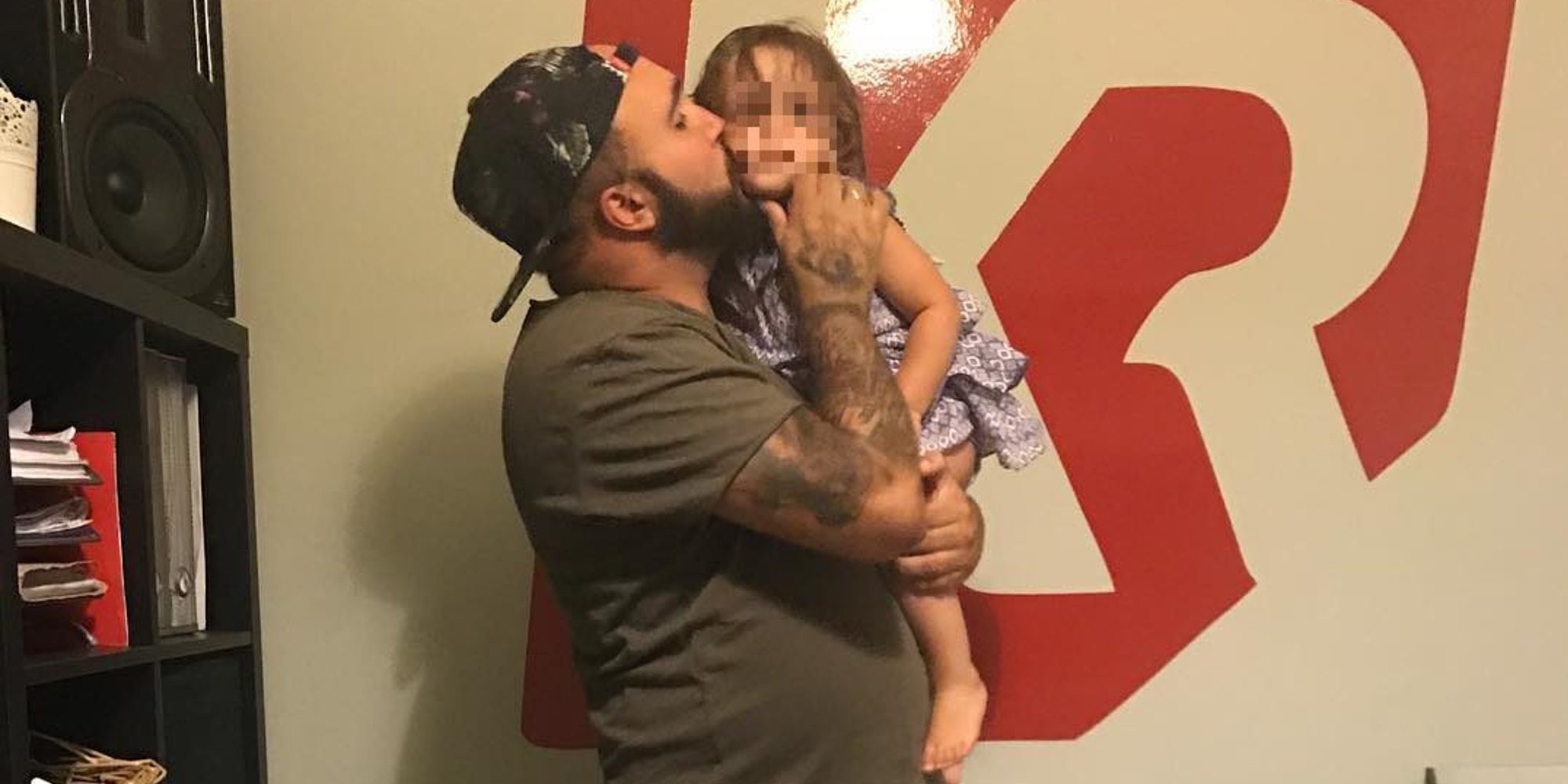 Kiko Rivera se divierte de lo lindo bailando con su hija Ana al ritmo de J Balvin