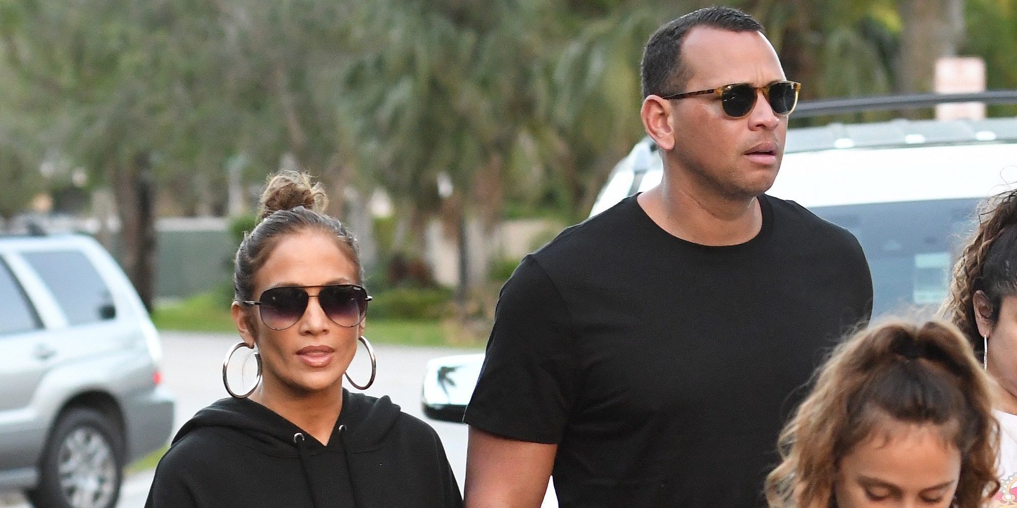 Jennifer Lopez derrocha amor con Alex Rodriguez junto a sus hijos por las calles de Coral Gables