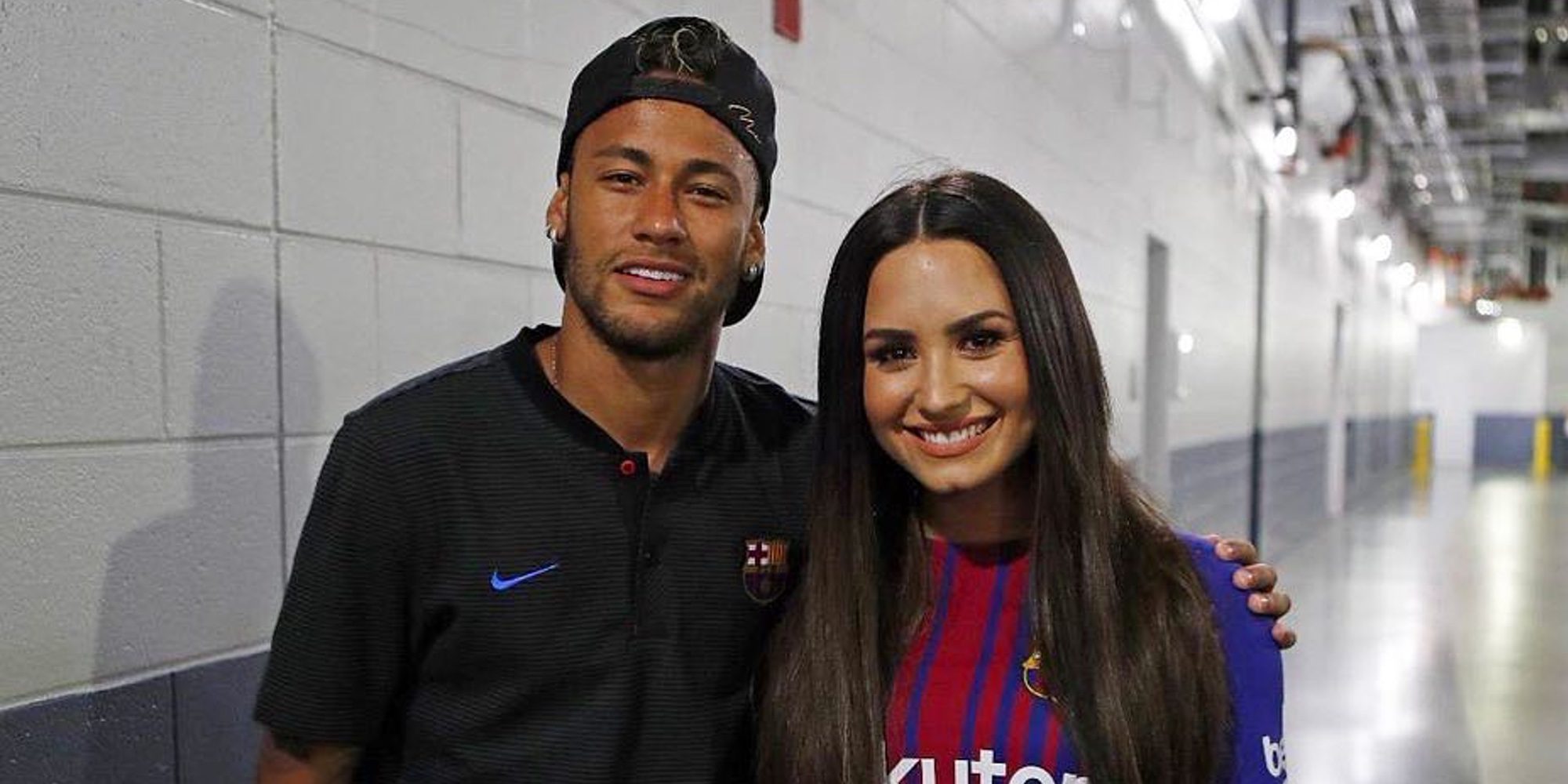 Neymar y Demi Lovato juntos en Londres, ¿amigos o algo más?