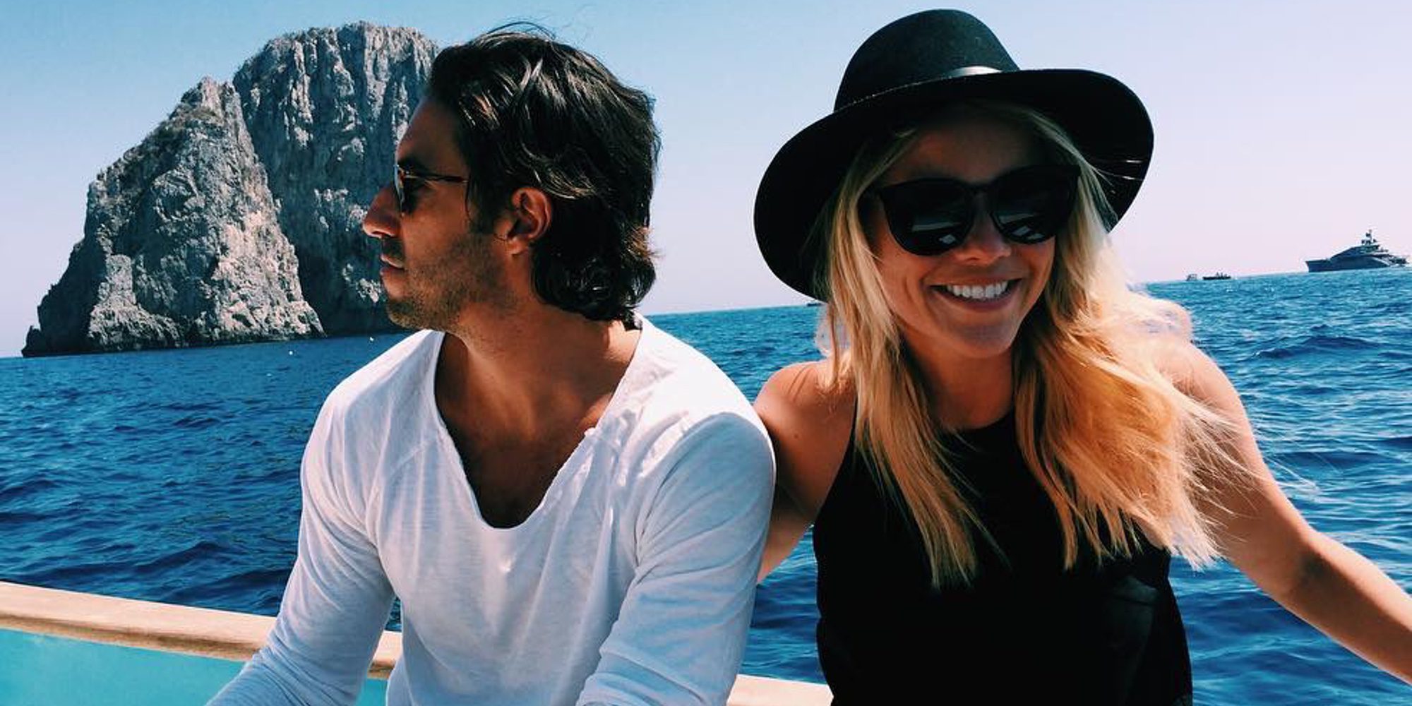 Claire Holt ('Crónicas Vampíricas') anuncia su compromiso de boda con Andrew Joblin