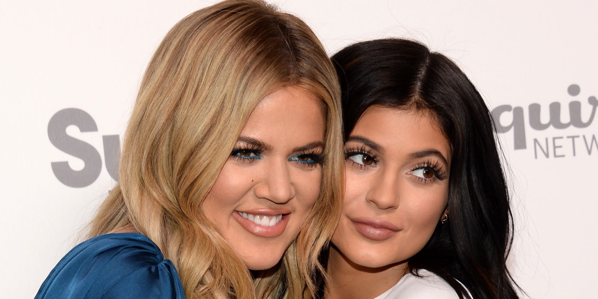 Khloe Kardashian y Kylie Jenner, felices y embarazadas posando juntas en el día de Navidad