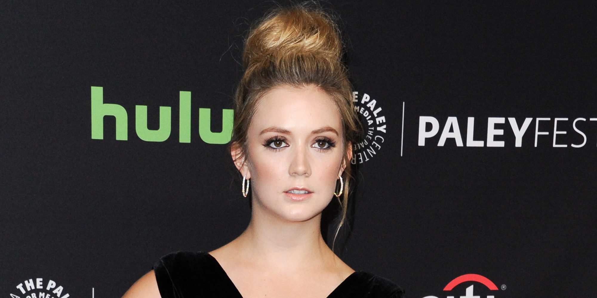 Billie Lourd realiza un emotivo homenaje en el primer aniversario de la muerte su madre, Carrie Fisher