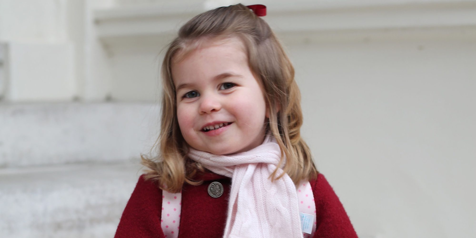 Así es la Princesa Carlota, una niña adorable, educada y que sabe hablar español