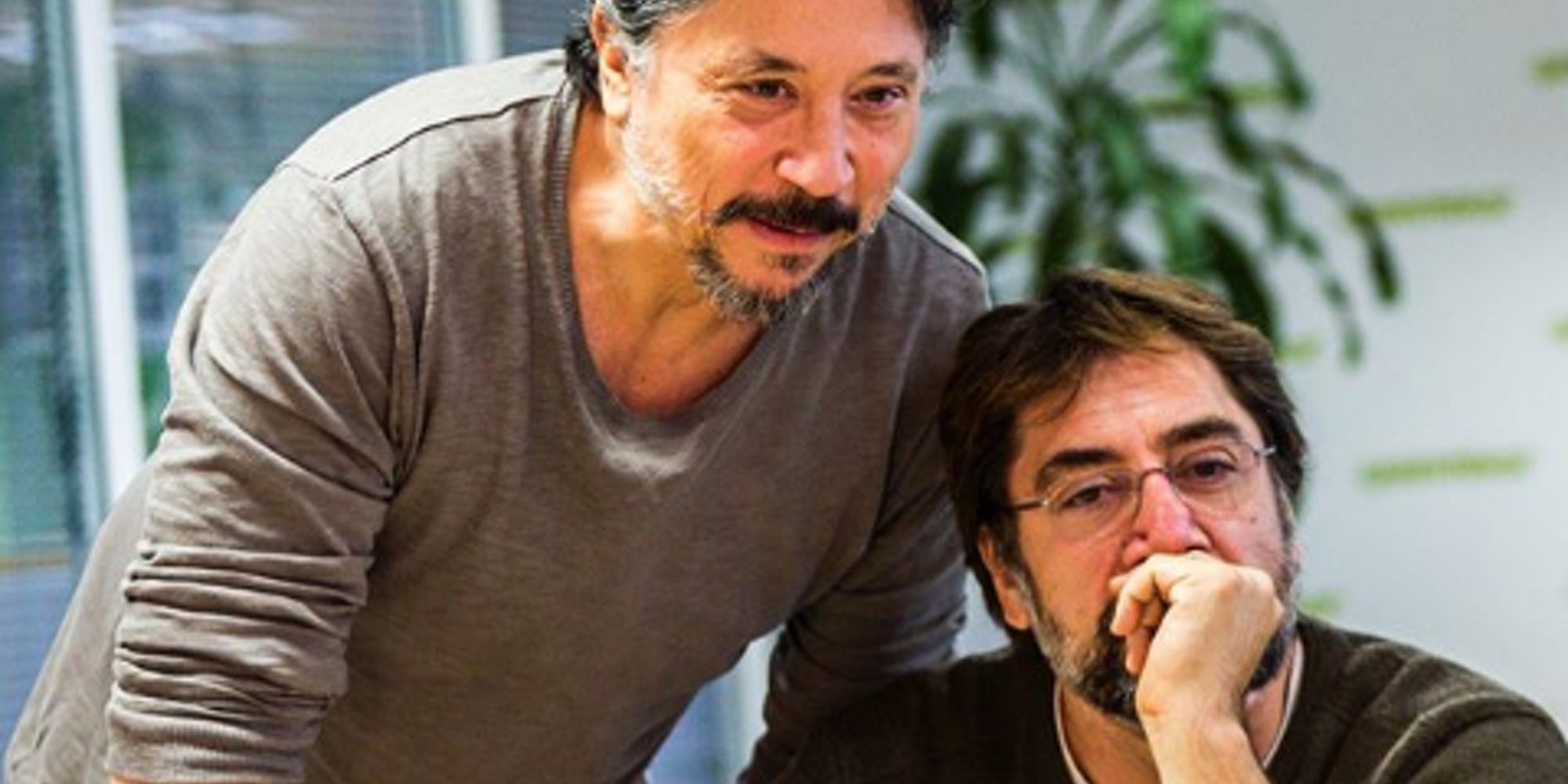 Carlos y Javier Bardem harán un documental para apoyar la última causa de Greenpeace en la Antártida