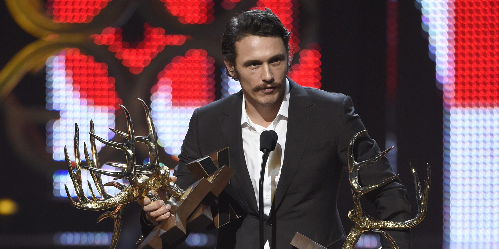 James Franco cambia su número de teléfono después de ser acusado de conducta sexual inapropiada