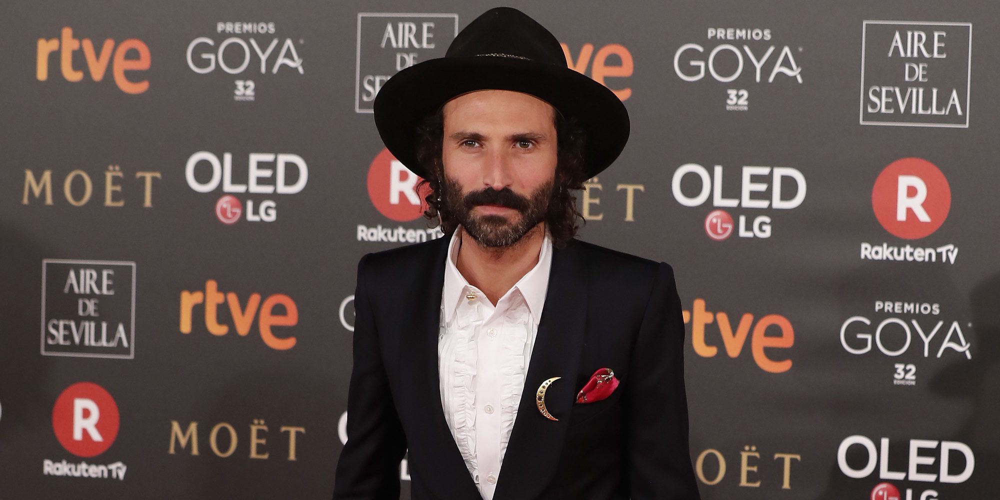 Leiva dedica su Goya 2018 a Mejor Canción por 'La llamada' a su novia Macarena García