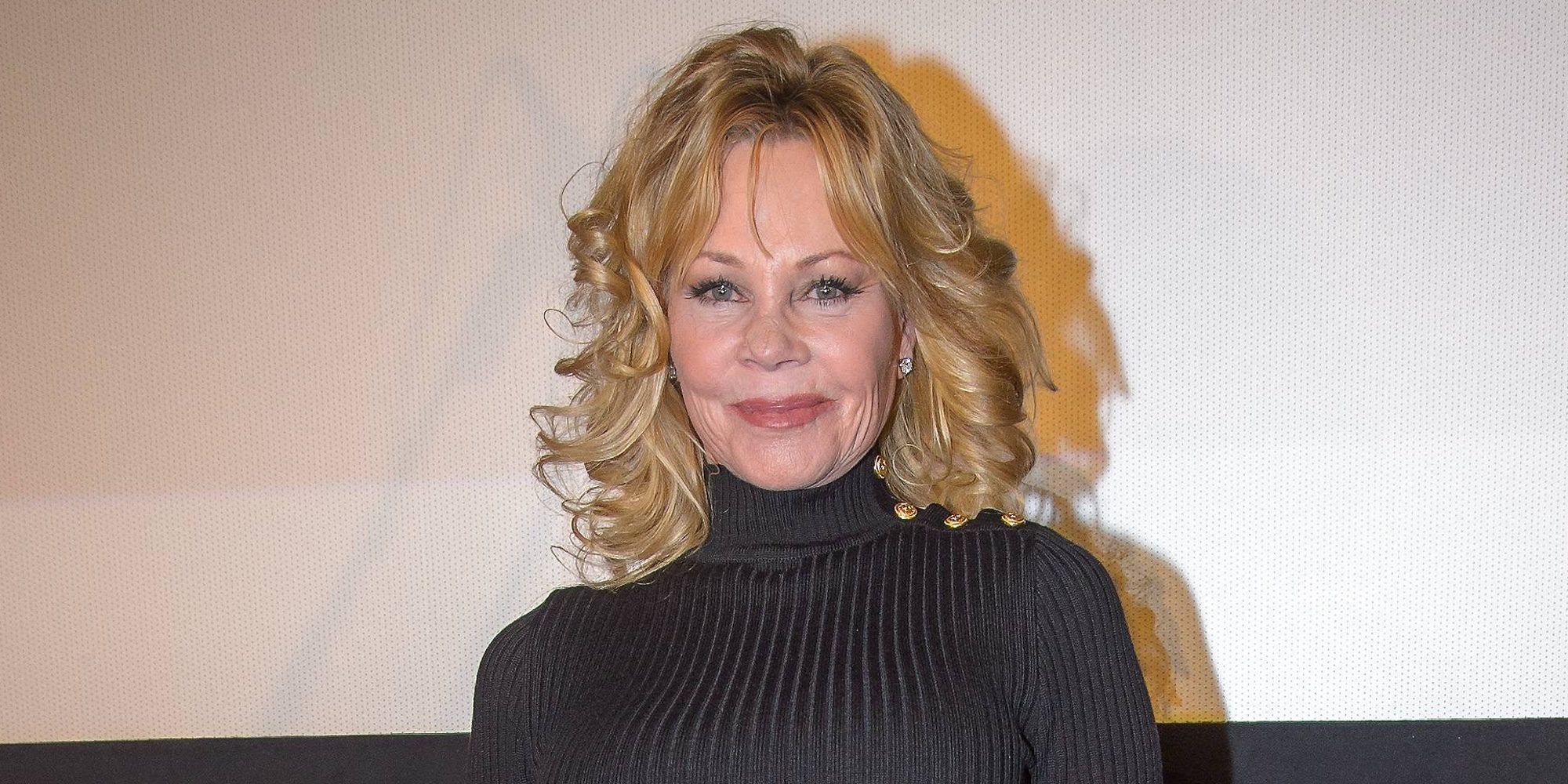 Melanie Griffith muestra la cicatriz de su operación de cáncer de piel