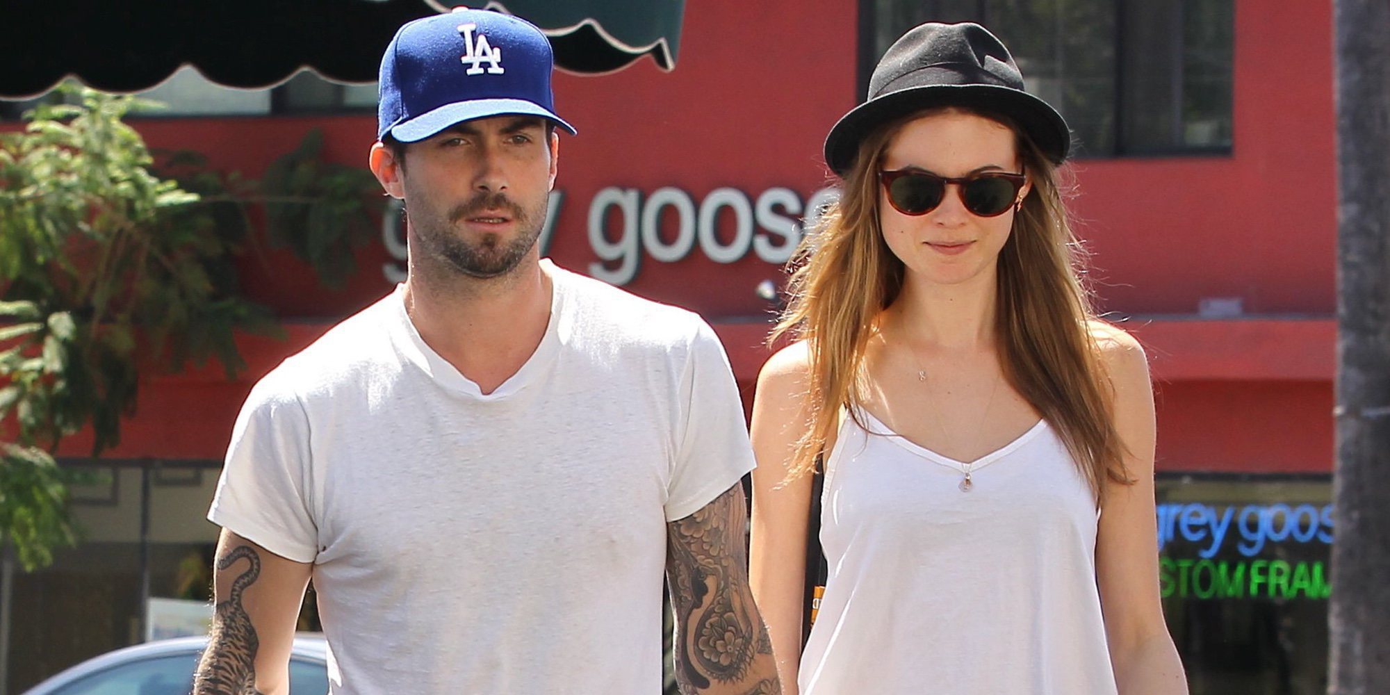 Adam Levine y Behati Prinsloo se convierten en padres por segunda vez