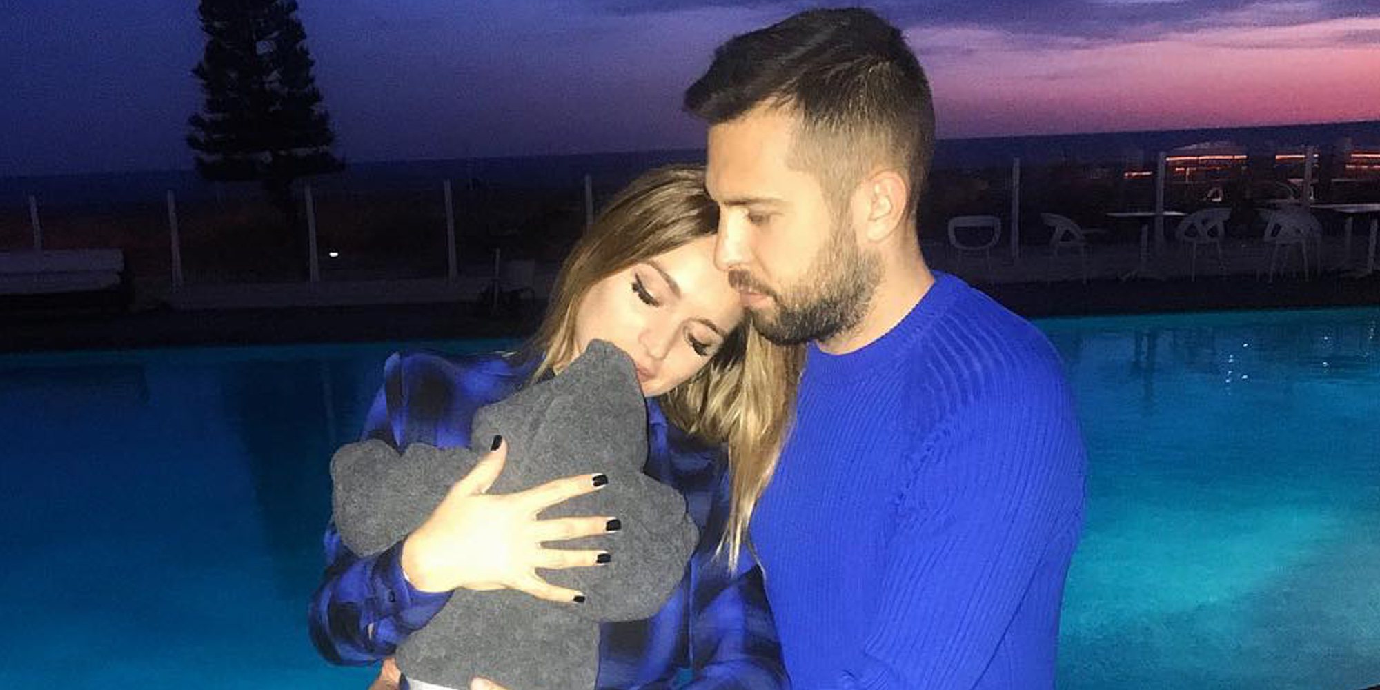 Jordi Alba y Romarey Ventura celebran el primer mes de vida de su hijo Piero