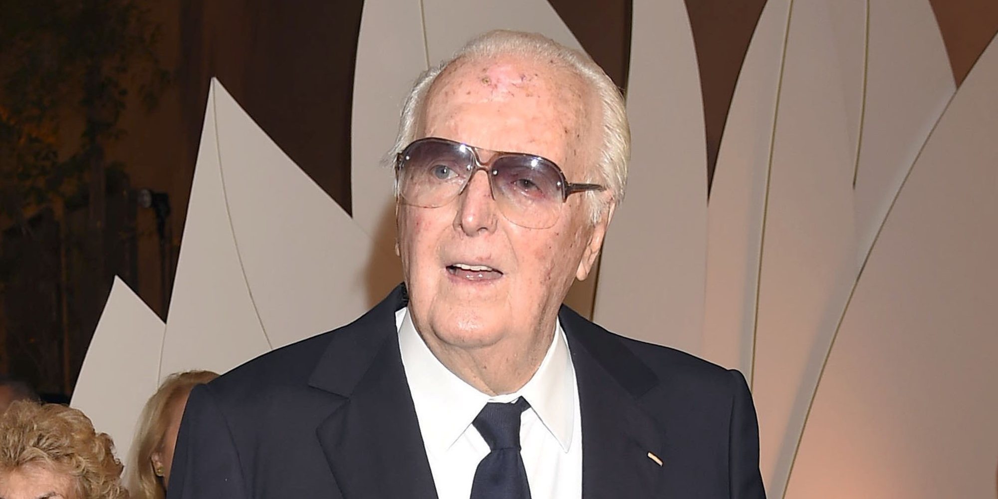 Muere a los 91 años el diseñador francés Hubert de Givenchy