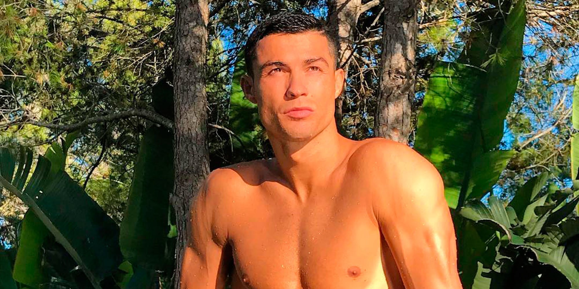 Cristiano Ronaldo suscita los rumores de que usa Photoshop tras publicar una foto en calzoncillos