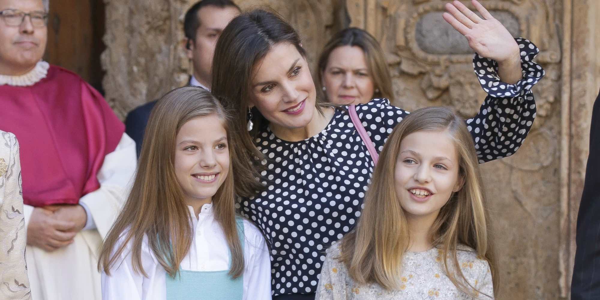 La 'explicación' de la Reina Letizia a su desplante a la Reina Sofía en la Misa de Pascua