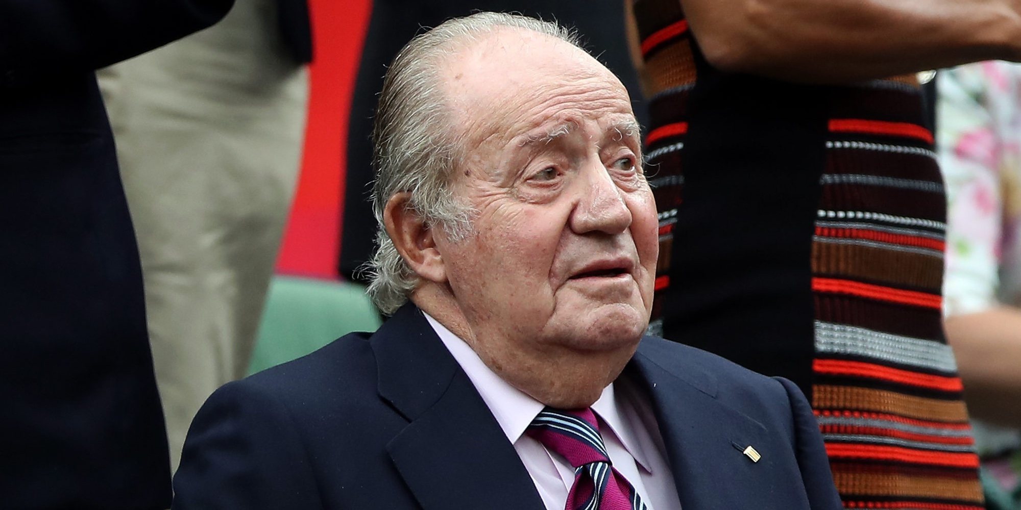 El Rey Juan Carlos, ingresado en el hospital para ser operado de la rodilla derecha