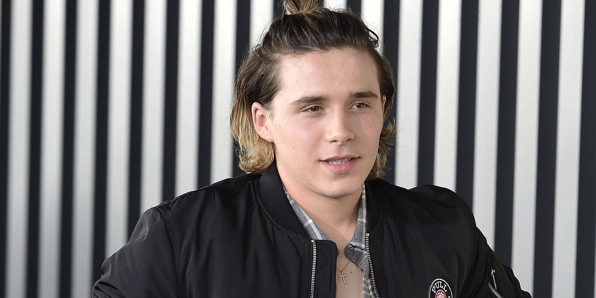 Brooklyn Beckham es pillado besándose con una joven que no es Chloë Moretz