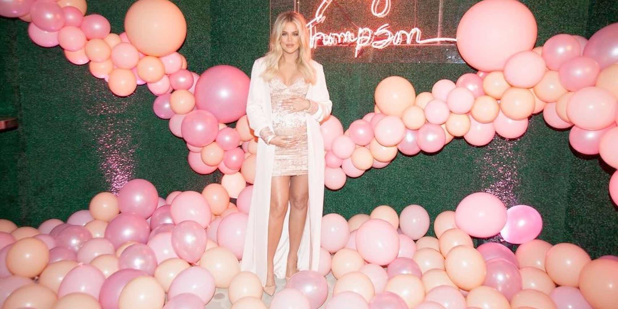 Khloe Kardashian, arropada por Kris Jenner y Kim y Kourtney Kardashian tras el nacimiento de su hija