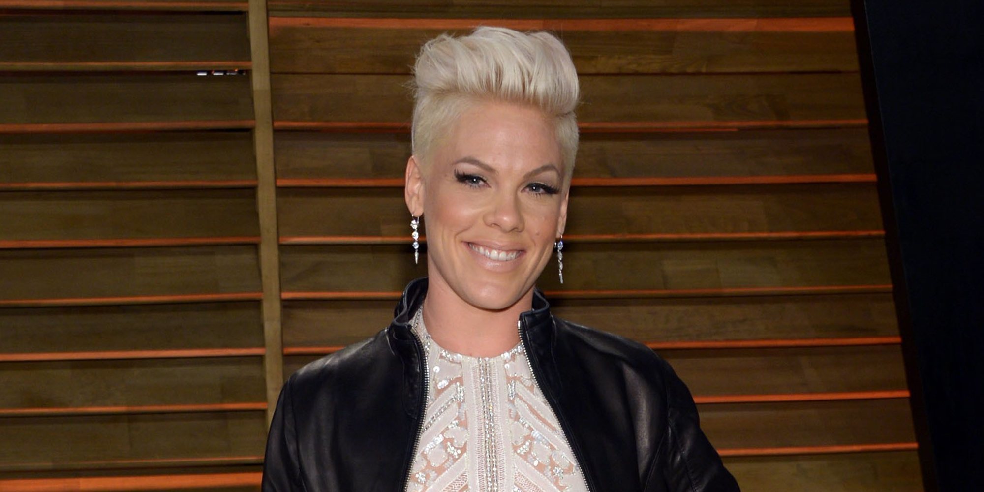 Pink responde a un 'hater' que se ríe de su edad y su aspecto físico