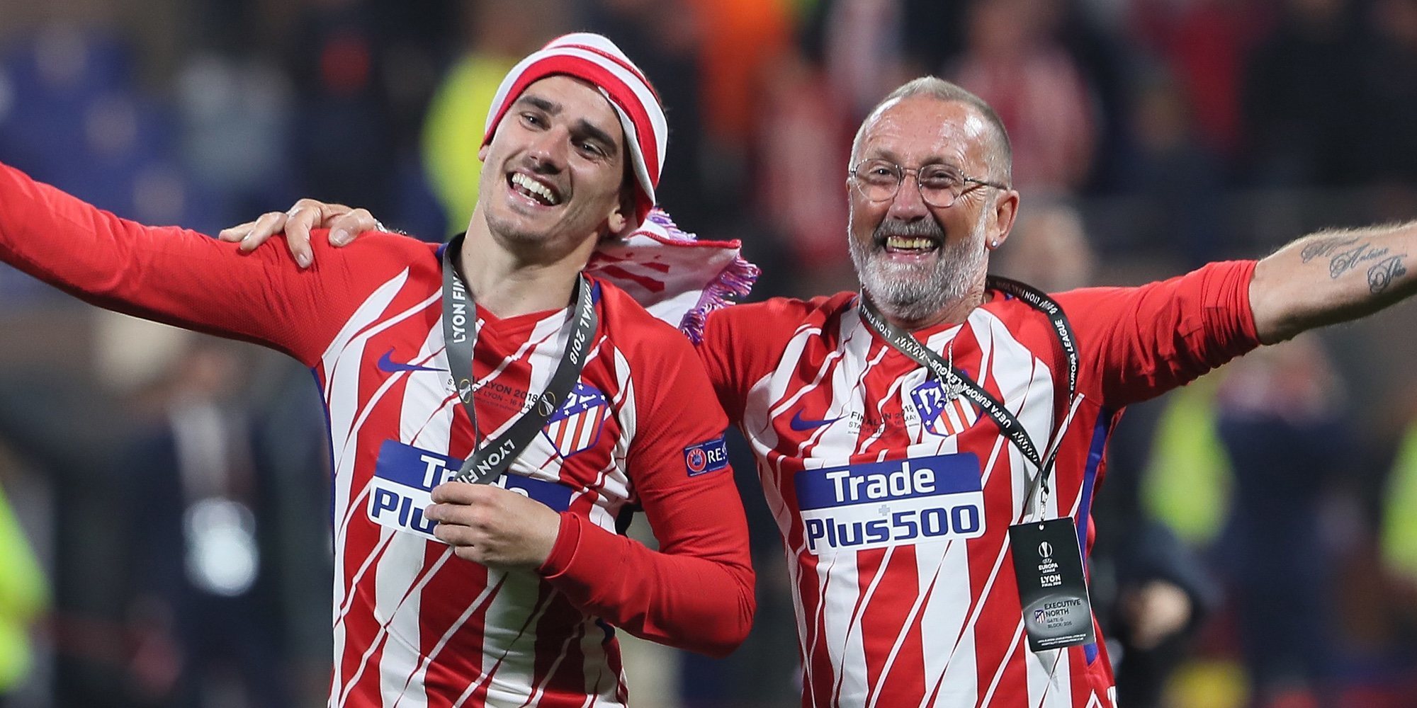 Antoine Griezmann celebra la victoria del Atlético de Madrid cuando su continuidad en el club peligra