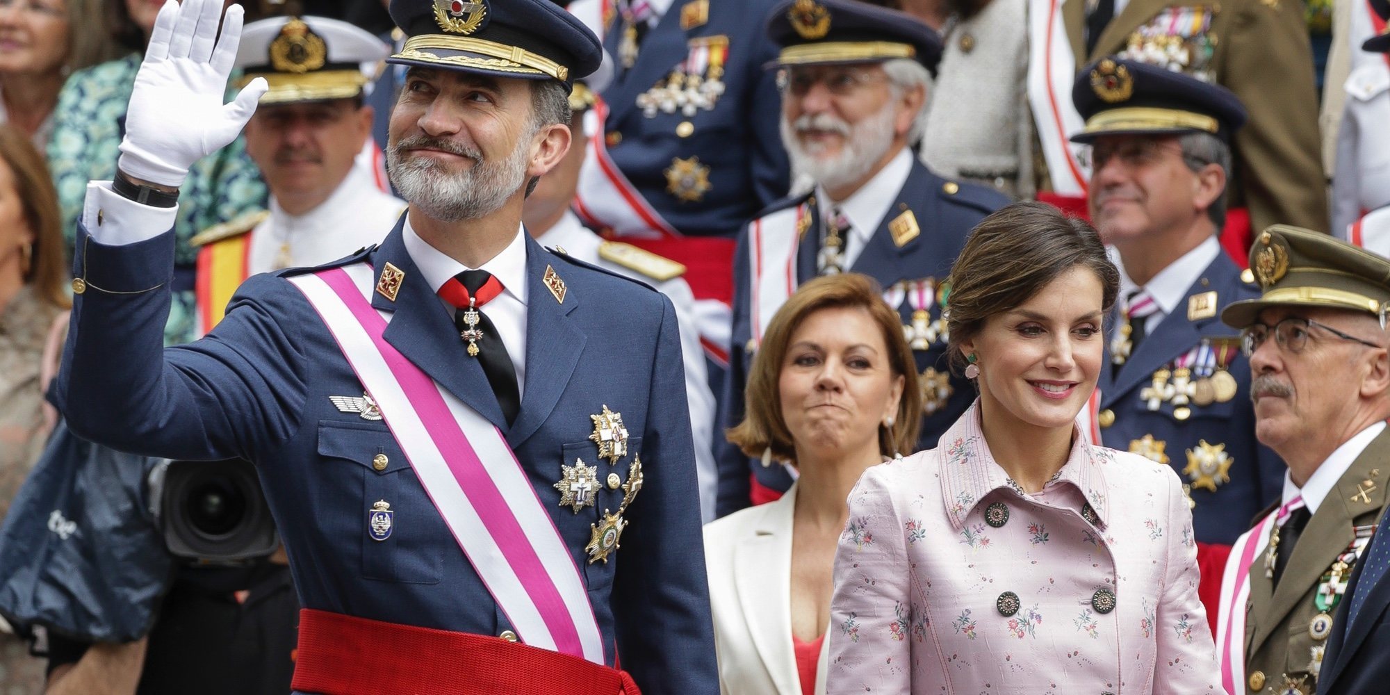 Los Reyes Felipe y Letizia presiden el desfile del Día de las Fuerzas Armadas en Logroño