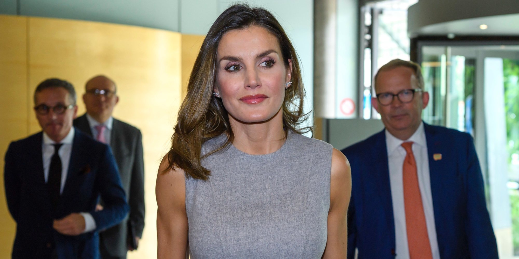 La Reina Letizia y las Infantas Elena y Cristina, 'unidas' por un día por Ginebra y la solidaridad