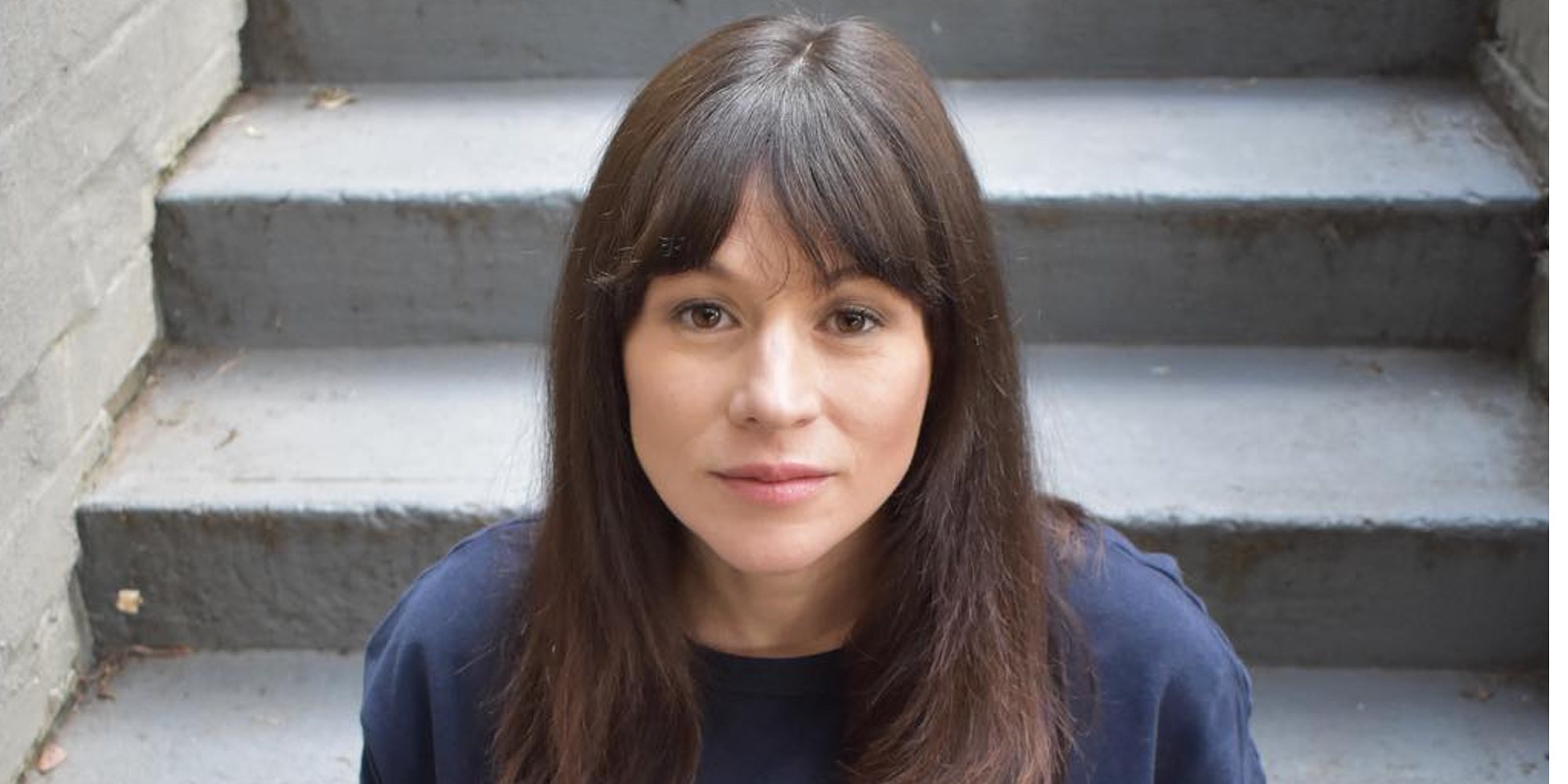 Yael Stone, actriz de 'Orange Is The New Black', ha sido madre por primera vez