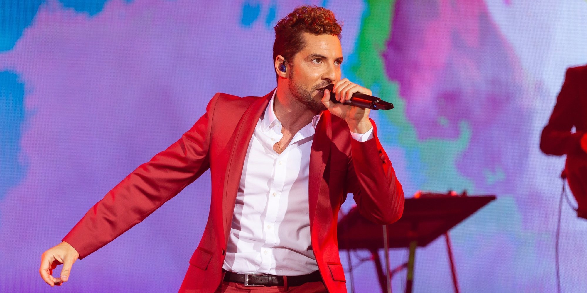 David Bisbal y Aitana llenan de magia el Palau Sant Jordi cantando a dúo 'Mi princesa'