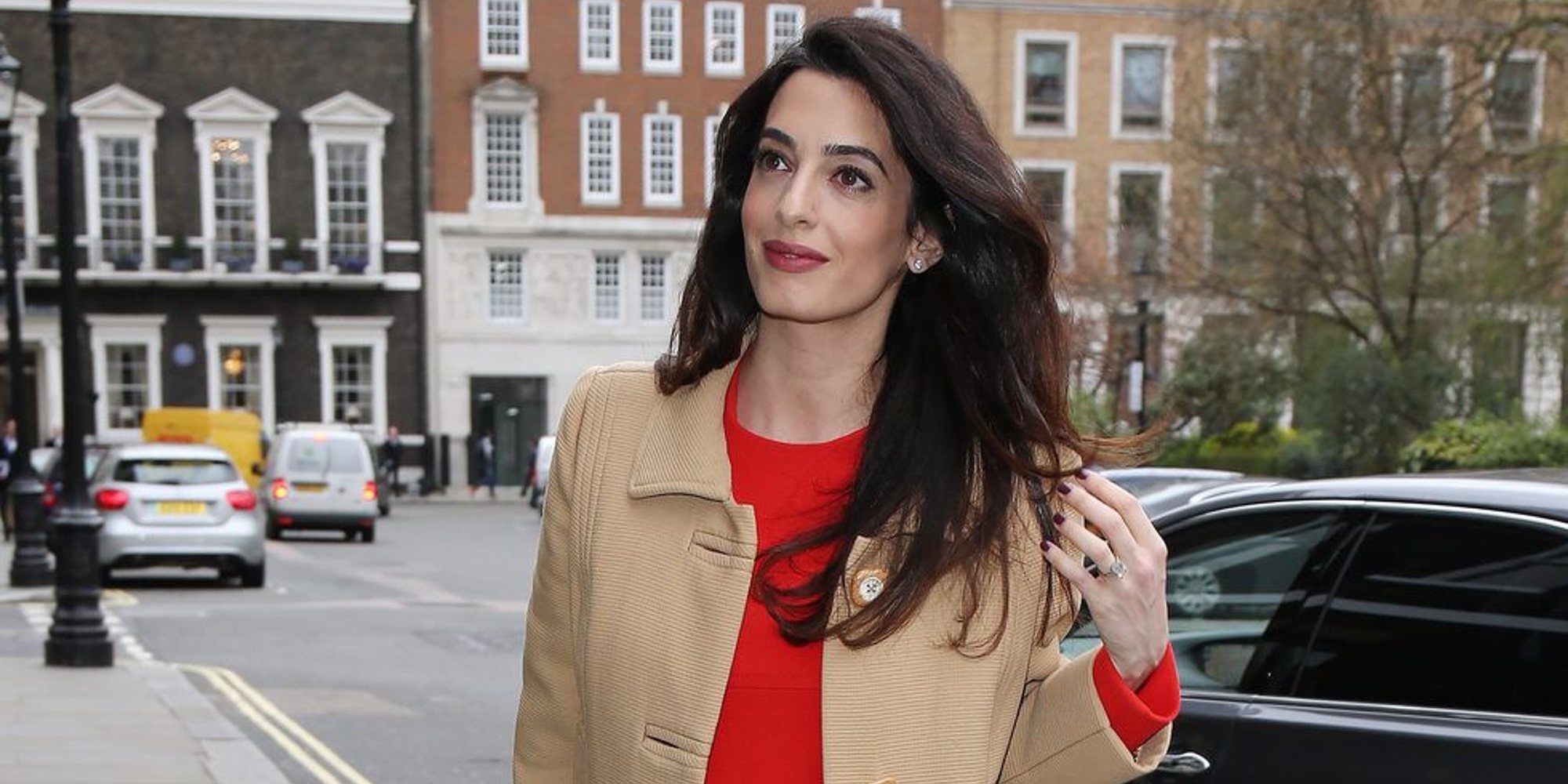 Amal Clooney cuenta su drama como refugiada en protesta a la política migratoria de Donald Trump