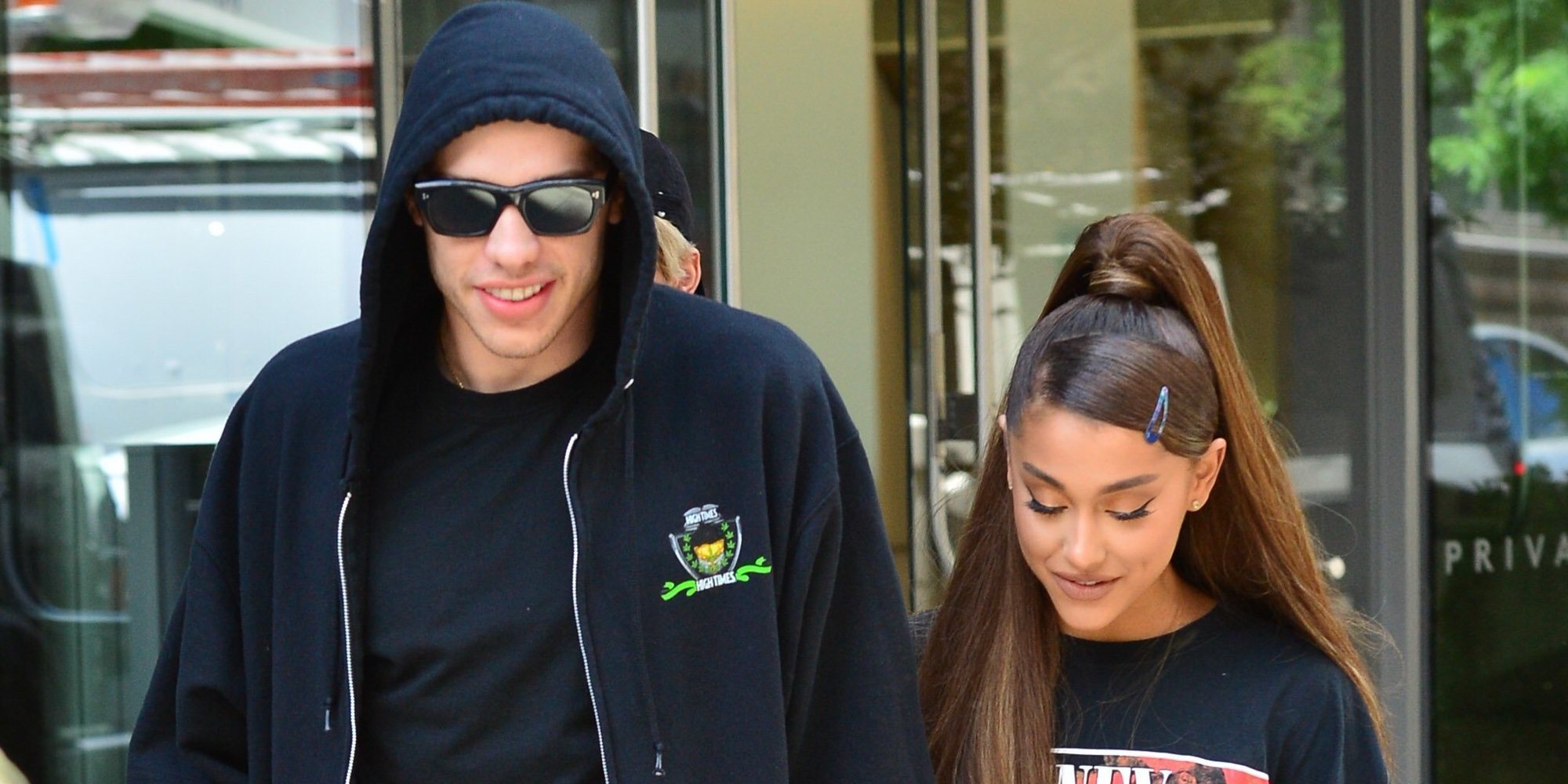 Ariana Grande demuestra lo enamorada que está de Pete Davidson con una tierna fotografía