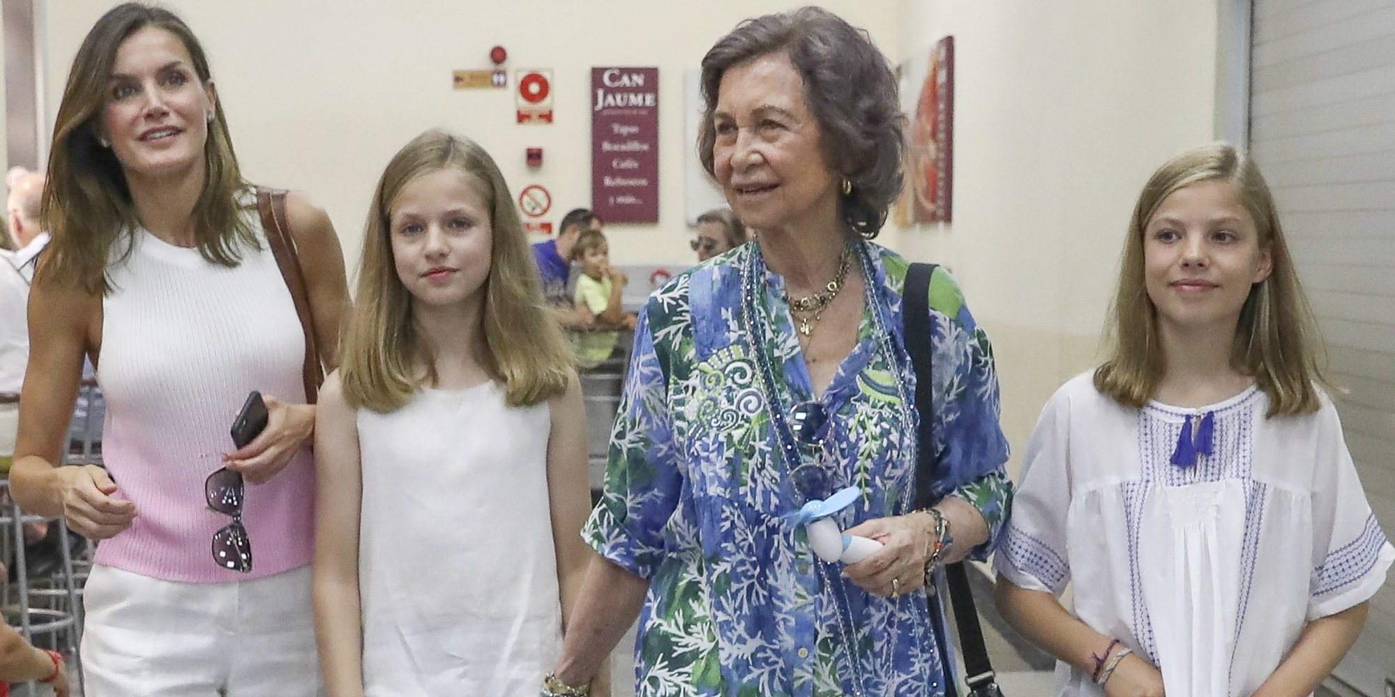 El cariño de Leonor y Sofía, las explicaciones de Letizia y el motivo por el que la Reina Sofía estaba incómoda