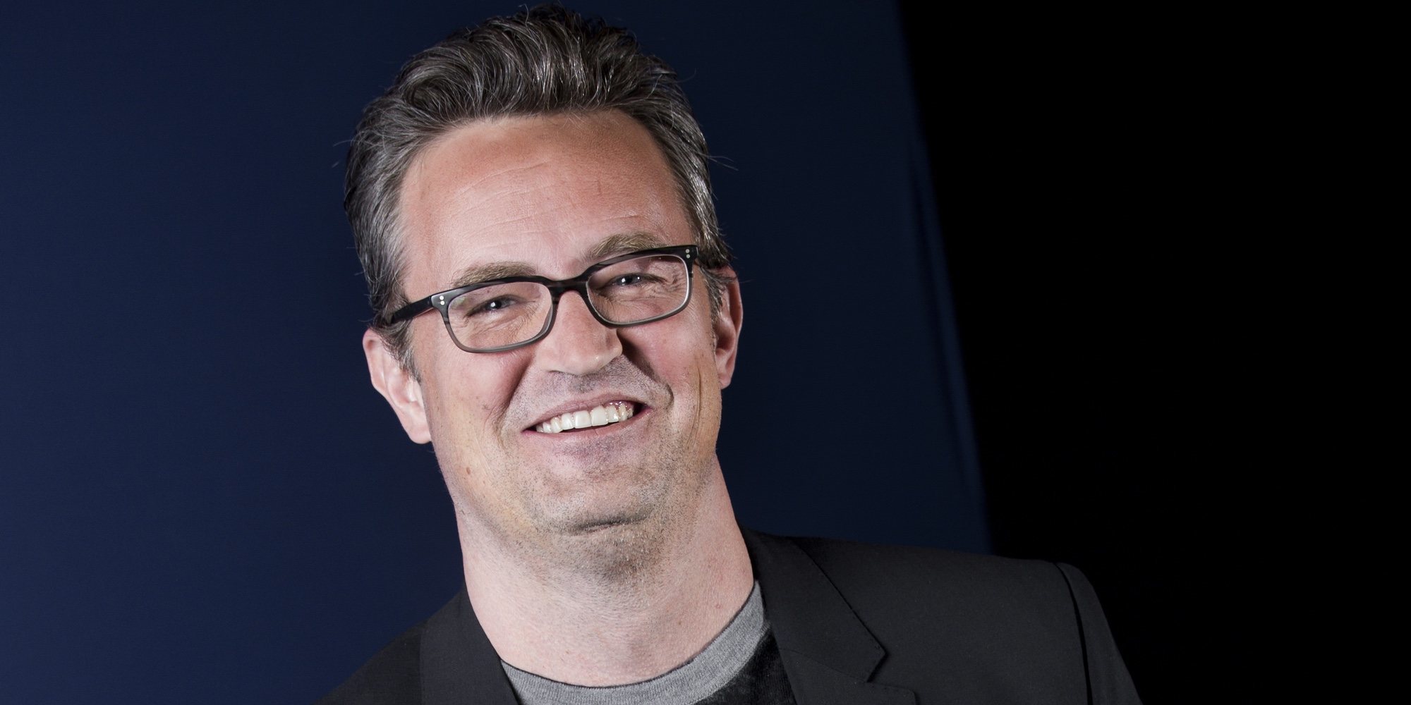 Matthew Perry se recupera tras ser operado de urgencia por una perforación intestinal