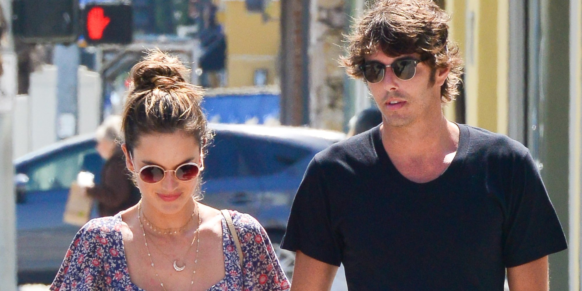 Alessandra Ambrosio encuentra de nuevo el amor junto a Nicolo Oddi