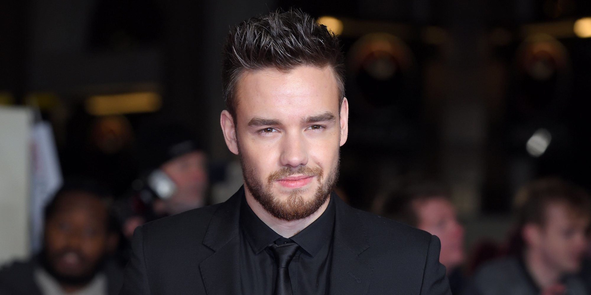 Liam Payne y Cairo Dwek confirman su relación con un beso