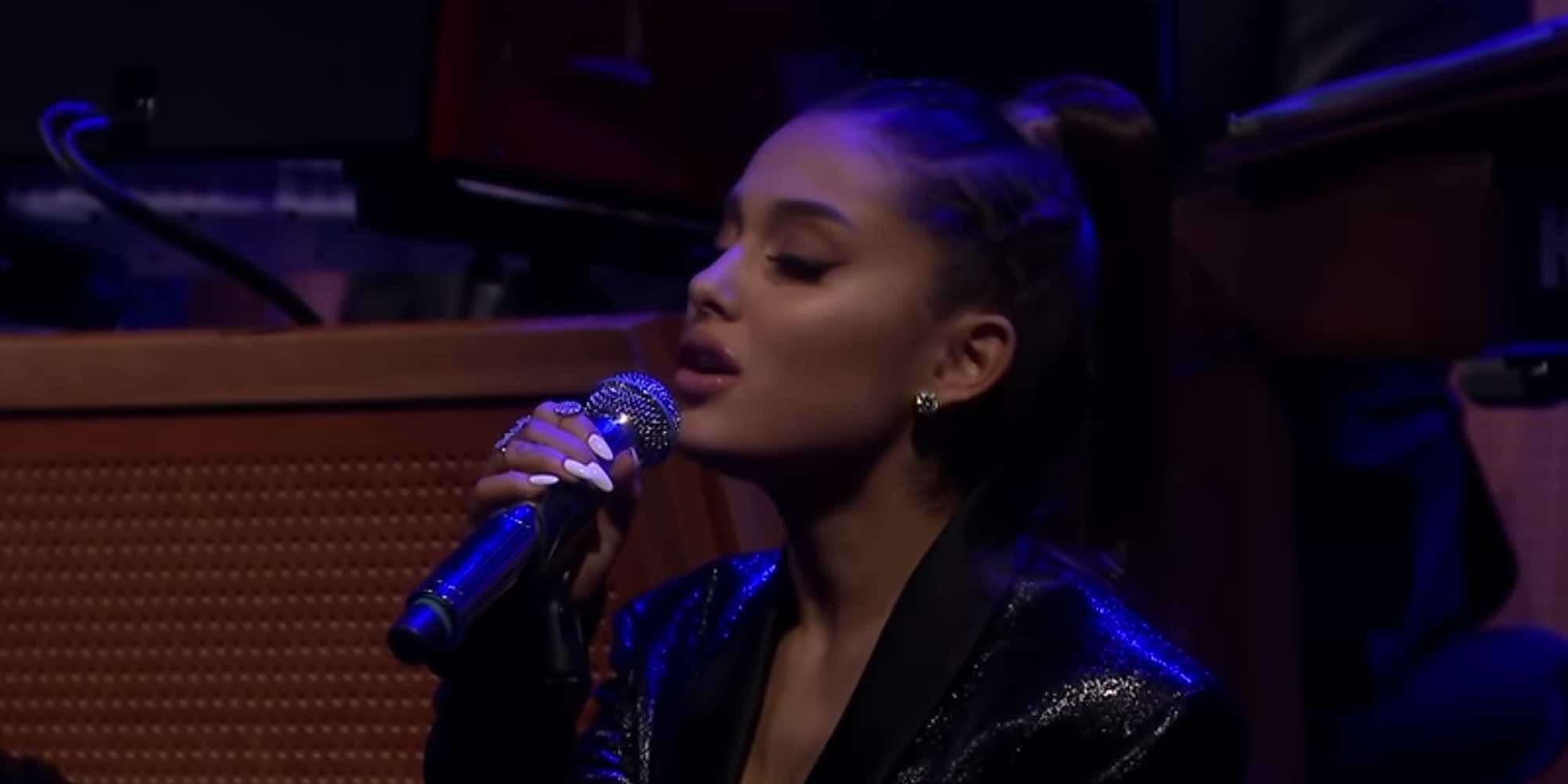 El emotivo homenaje de Ariana Grande a Aretha Franklin interpretando '(You Make Me Feel Like) A Natural Woman'