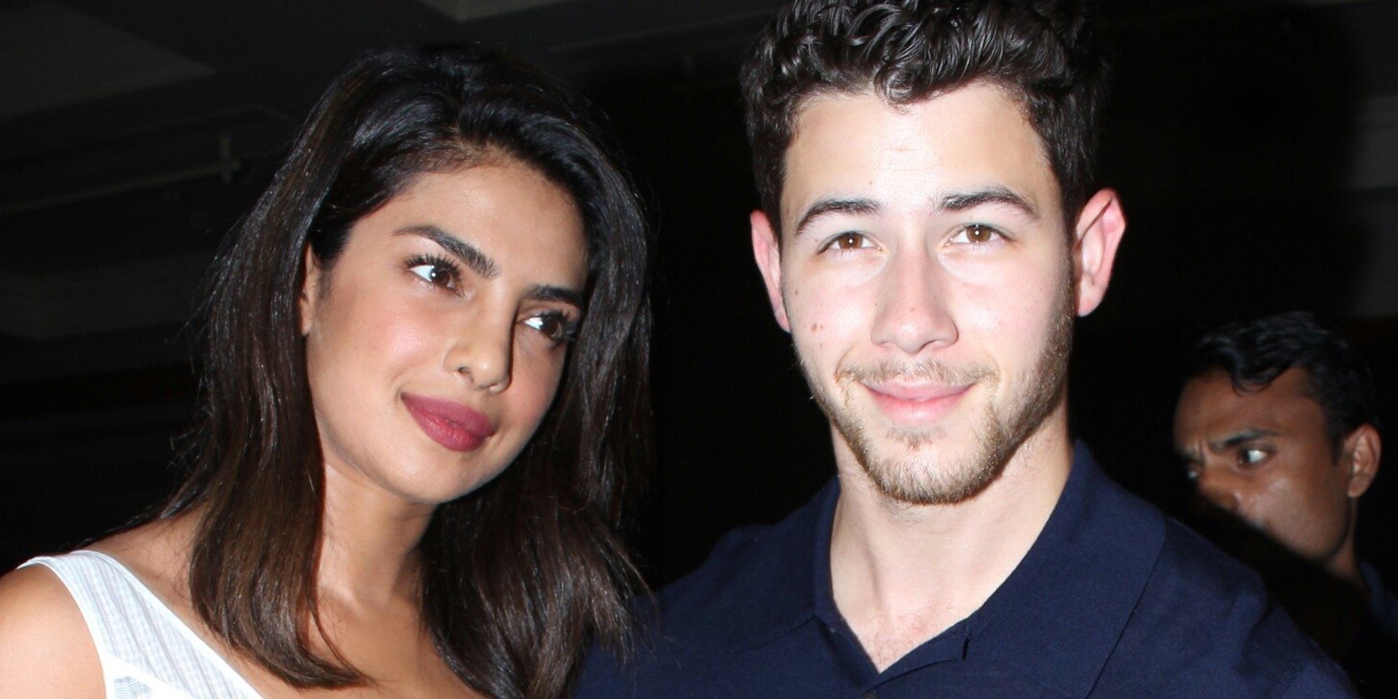 Nick Jonas y Priyanka Chopra visitan un orfanato en la India después de anunciar su compromiso