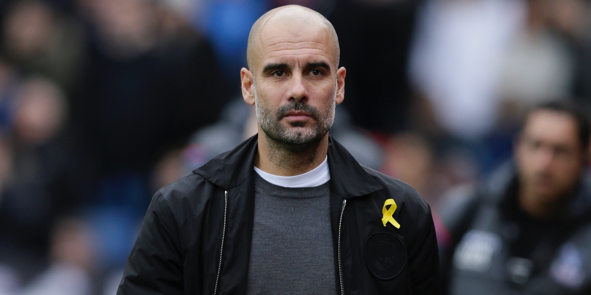 Guardiola compara el uso del lazo amarillo de lucha contra la leucemia con el apoyo a los presos independentistas