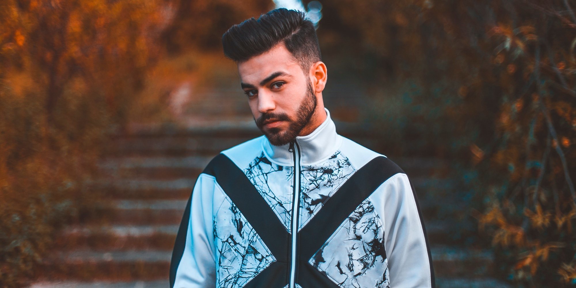 Agoney: "Mostrarte tal cual eres en la música es complicado porque vas a vender menos"