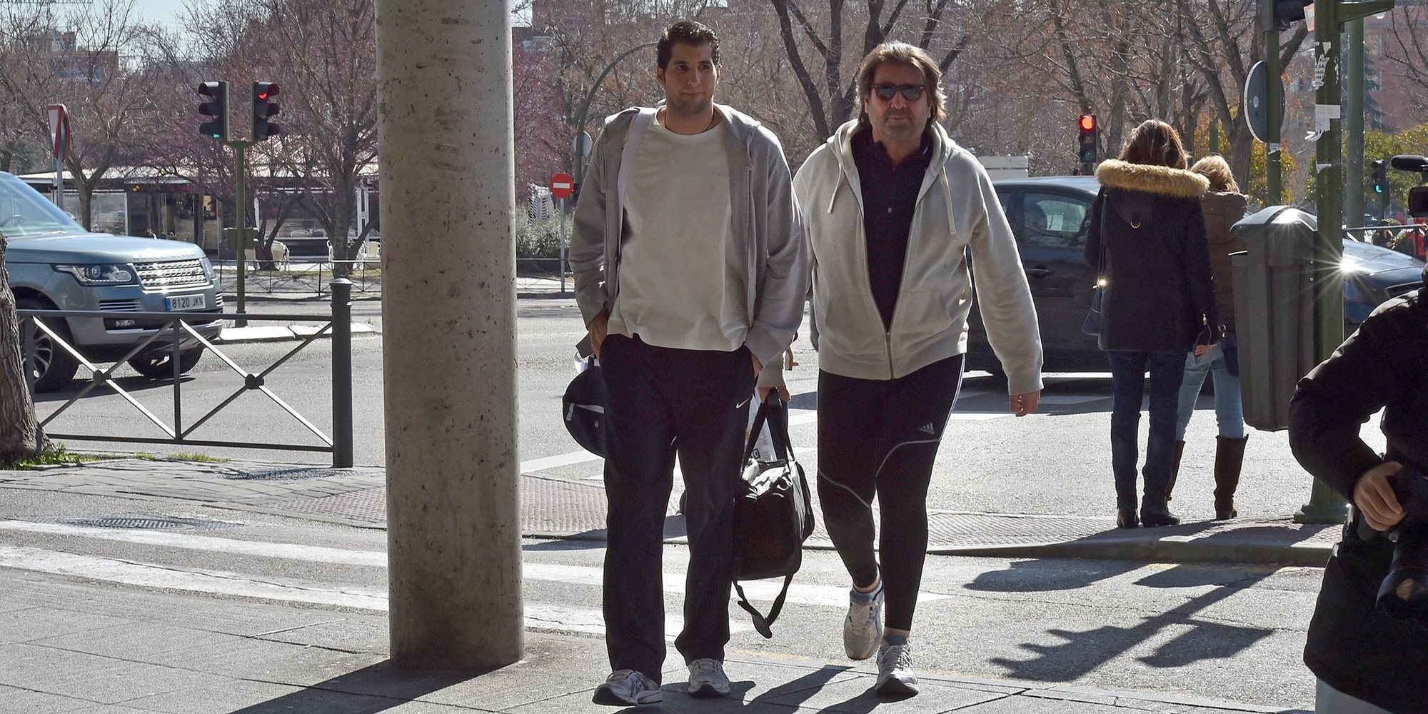 Julián Contreras y su padre, desahuciados por el impago del alquiler de su vivienda