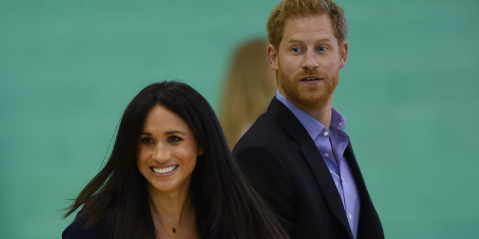 La complicidad de Meghan Markle y el Príncipe Harry entre pases de balón en unos premios deportivos