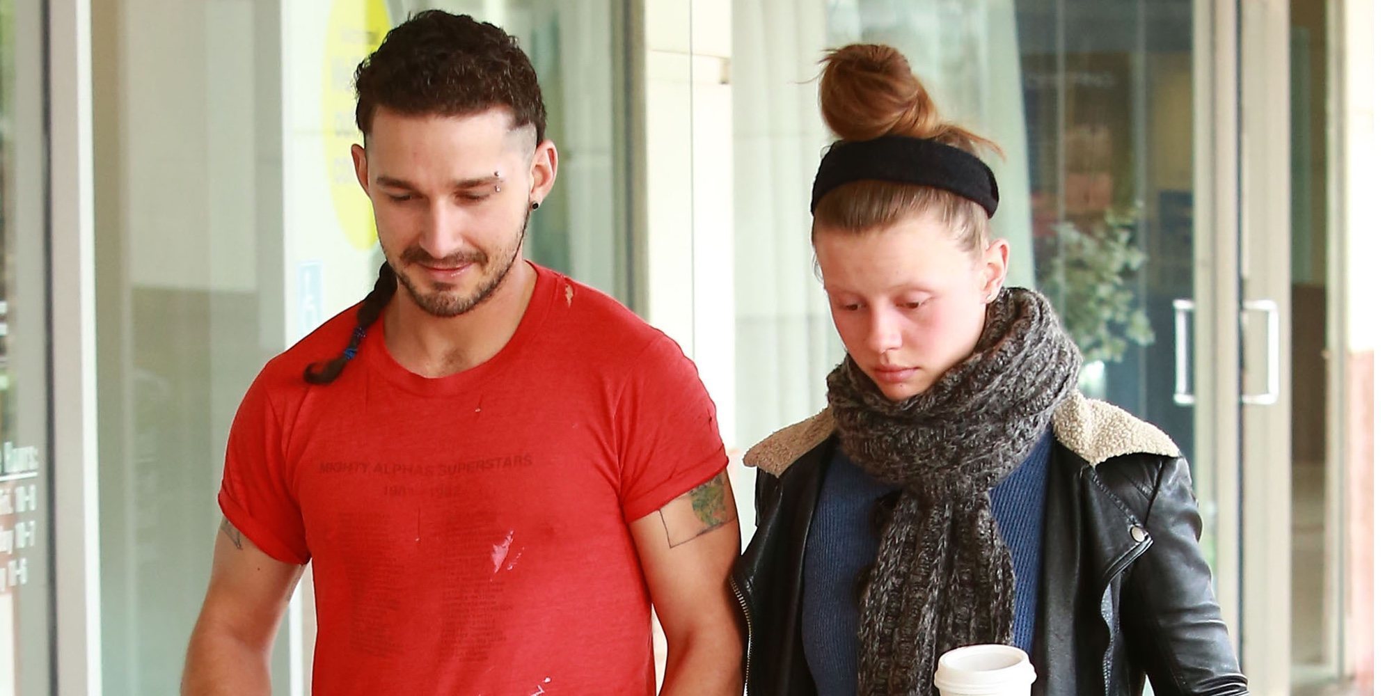 Shia LaBeouf y Mia Goth se divorcian tras las fotografías del actor con FKA Twigs