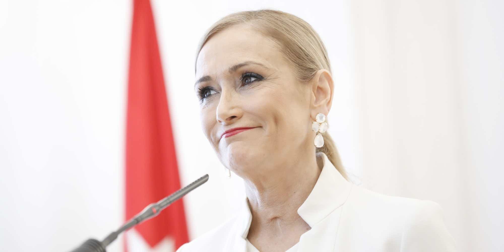 Cristina Cifuentes defiende a Carlota Corredera de los haters que critican su figura: "Estás estupenda"